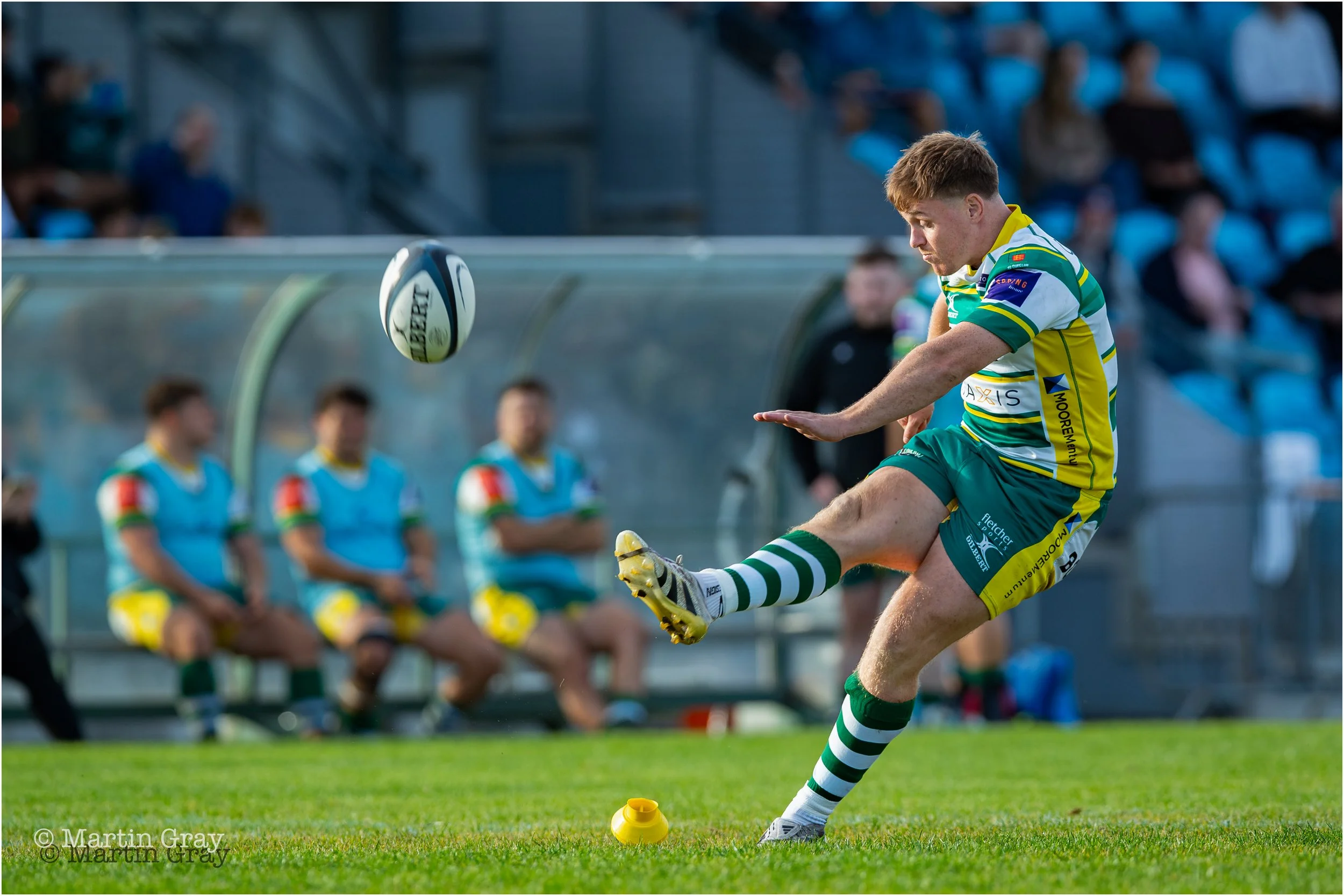 Gwyn Parks conversion kick-9712.jpg