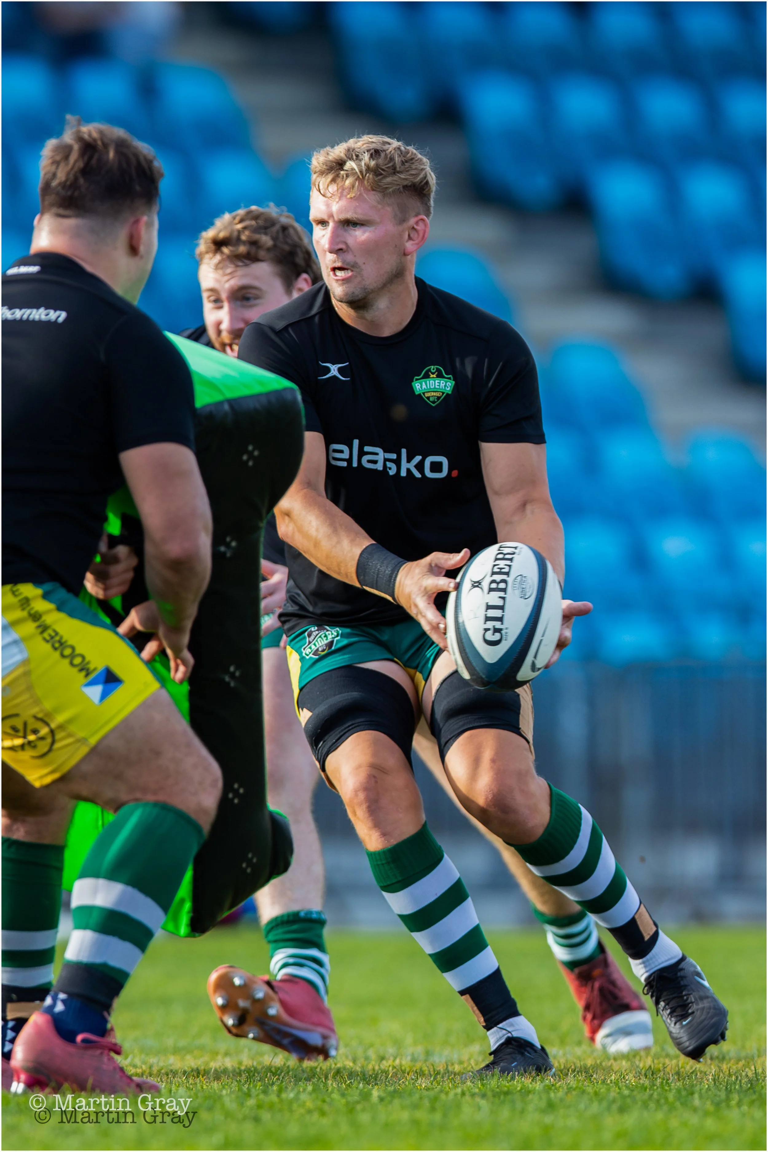Josh Poullet warm up-9628.jpg