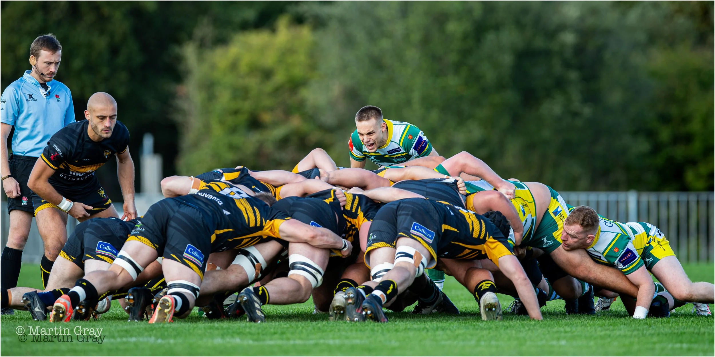 Charlie Simmonds scrum-2769.jpg