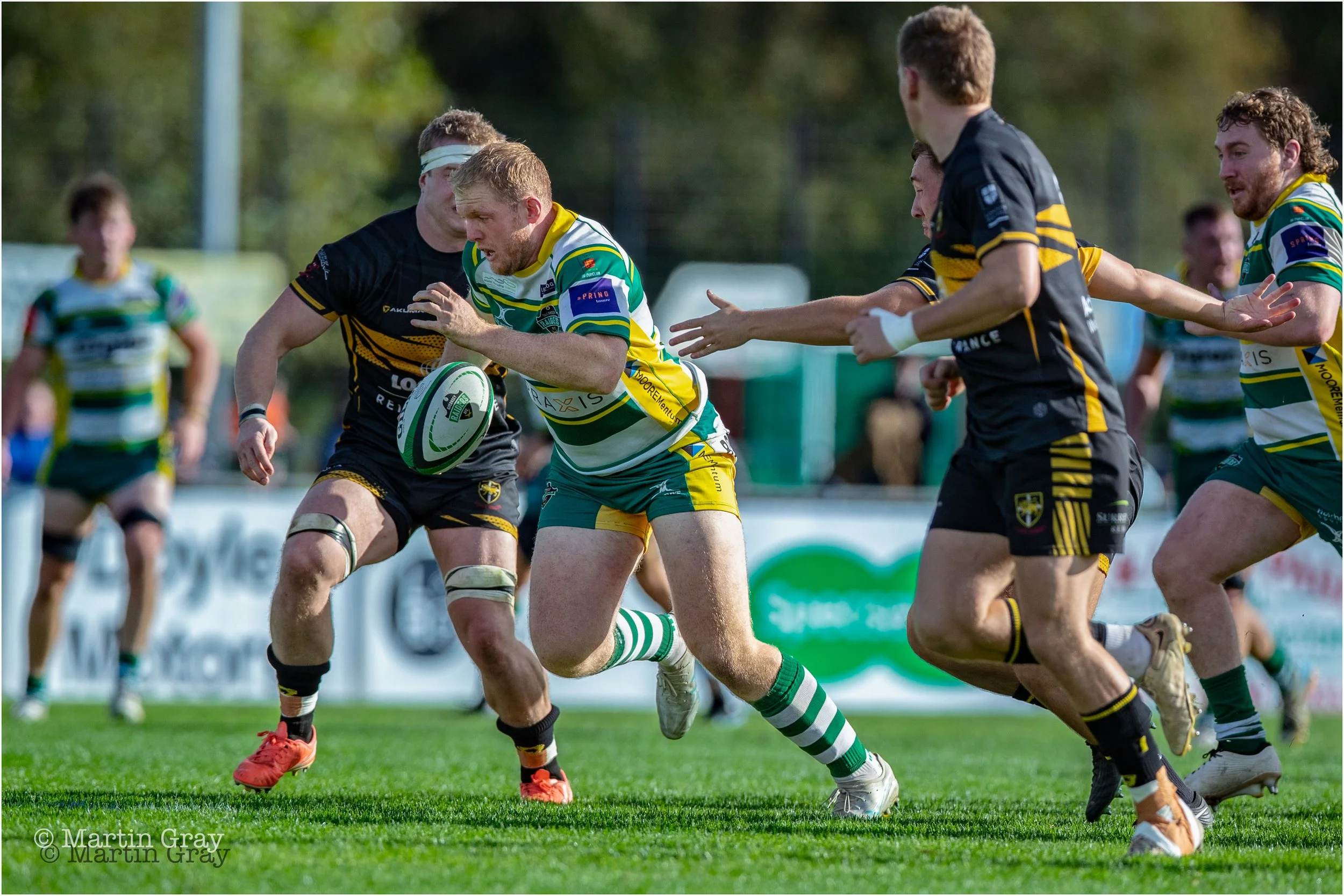 Ciaran McGann runs into space on the halfway-3218.jpg