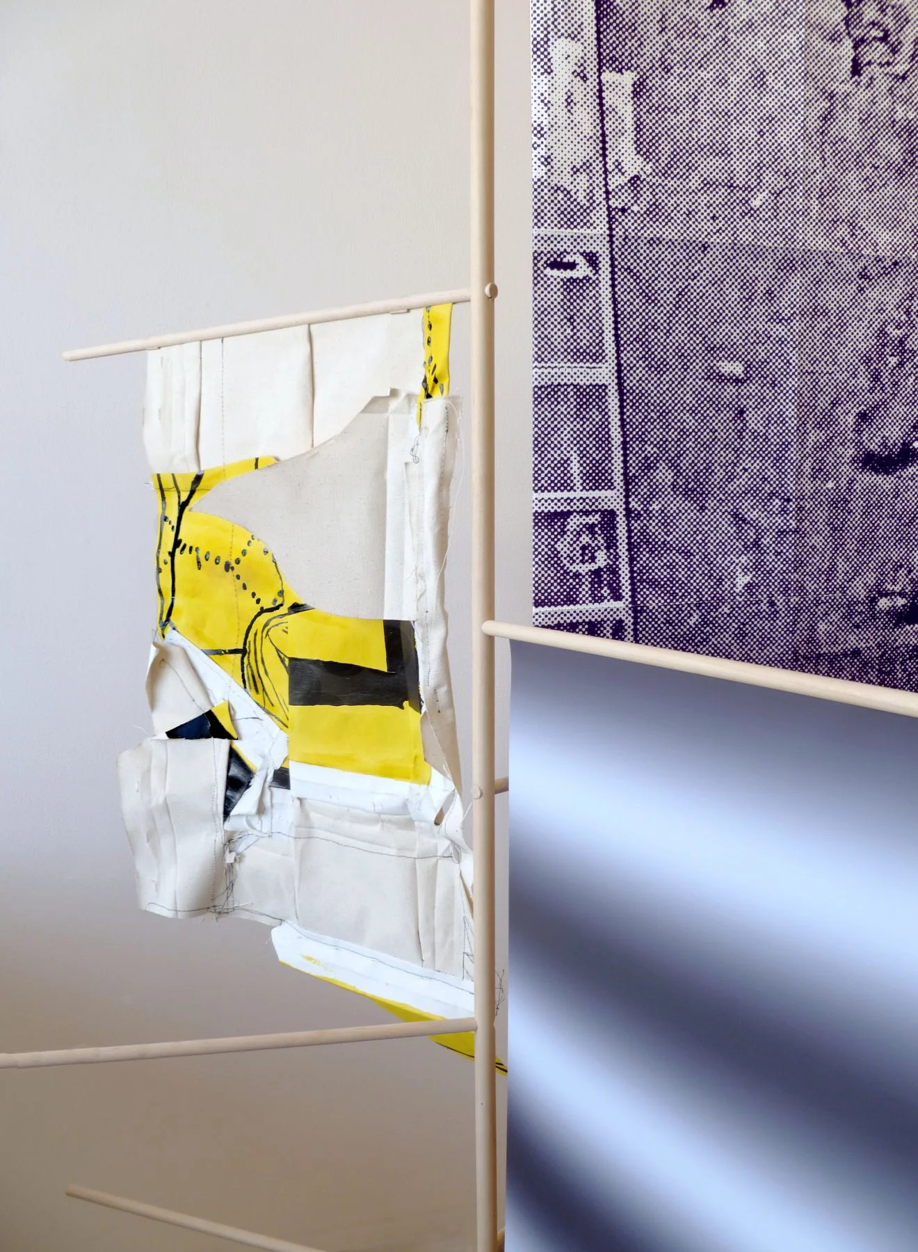  "Kiosk." @ Launch F18November-December 2012  A group exhibition produced by Chicago based artist and curator Dan Devening. The exhibition features work from Dan Devening, Ron Ewert, Sterling Lawrence, Christy Matson and Michael Pfisterer.  As a poin