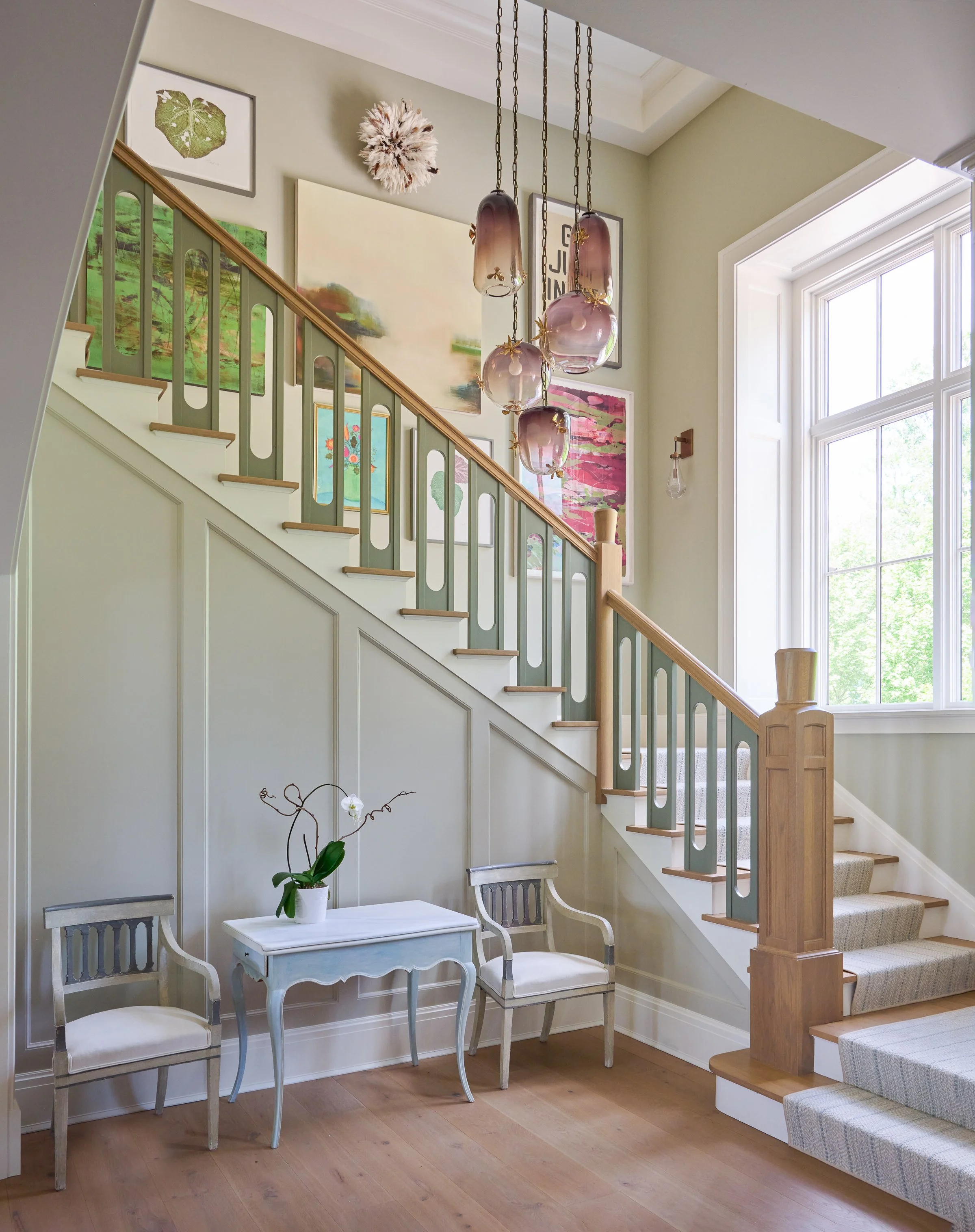  front entry stairwell 