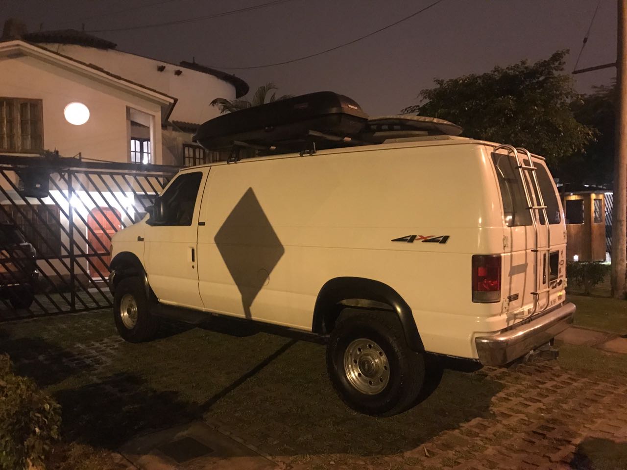 Suspending our Vehicle Permit in Lima, Peru