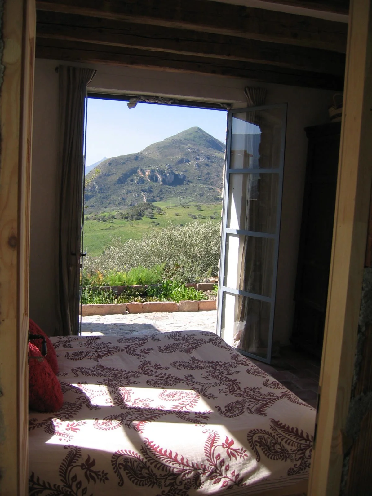 Bedroom:  maroon.jpg