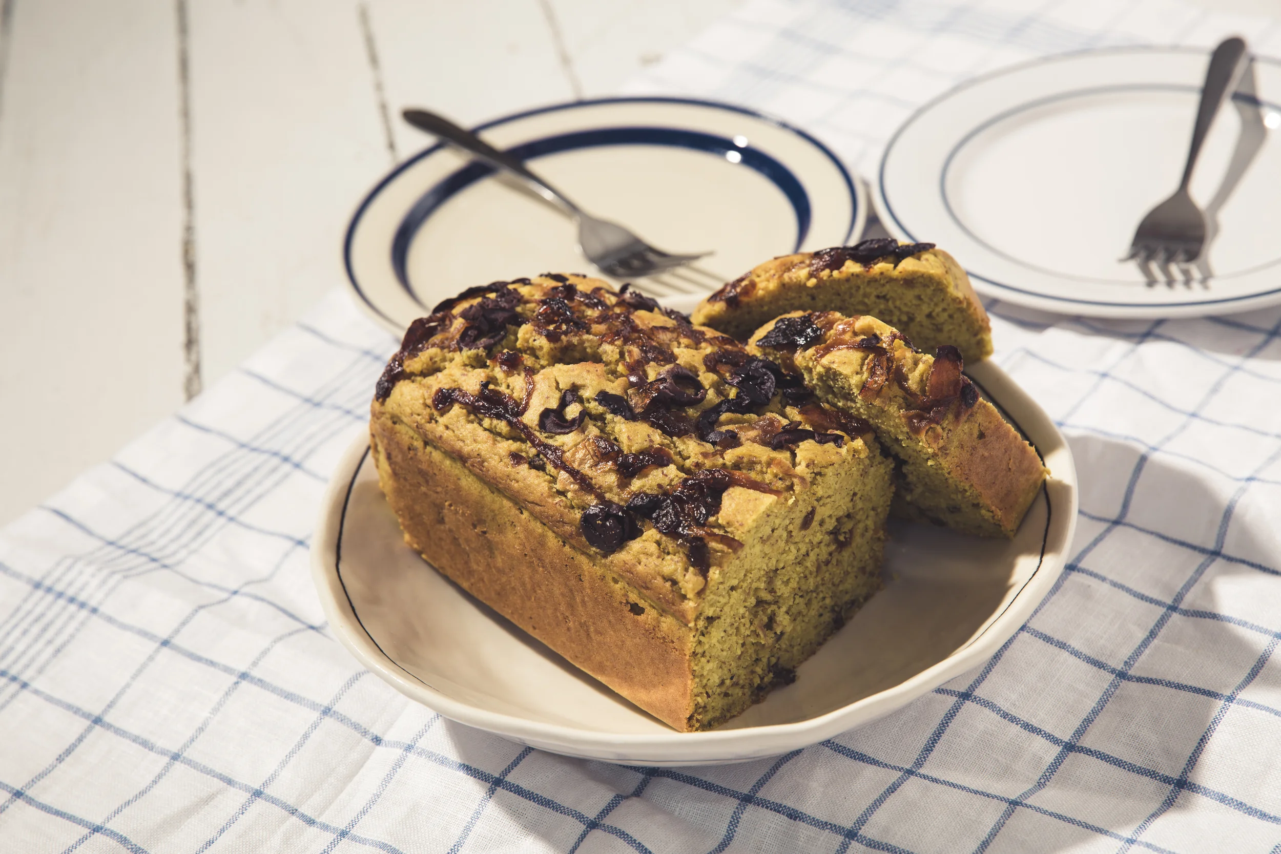 Curried Olive with Caramelized Onions 