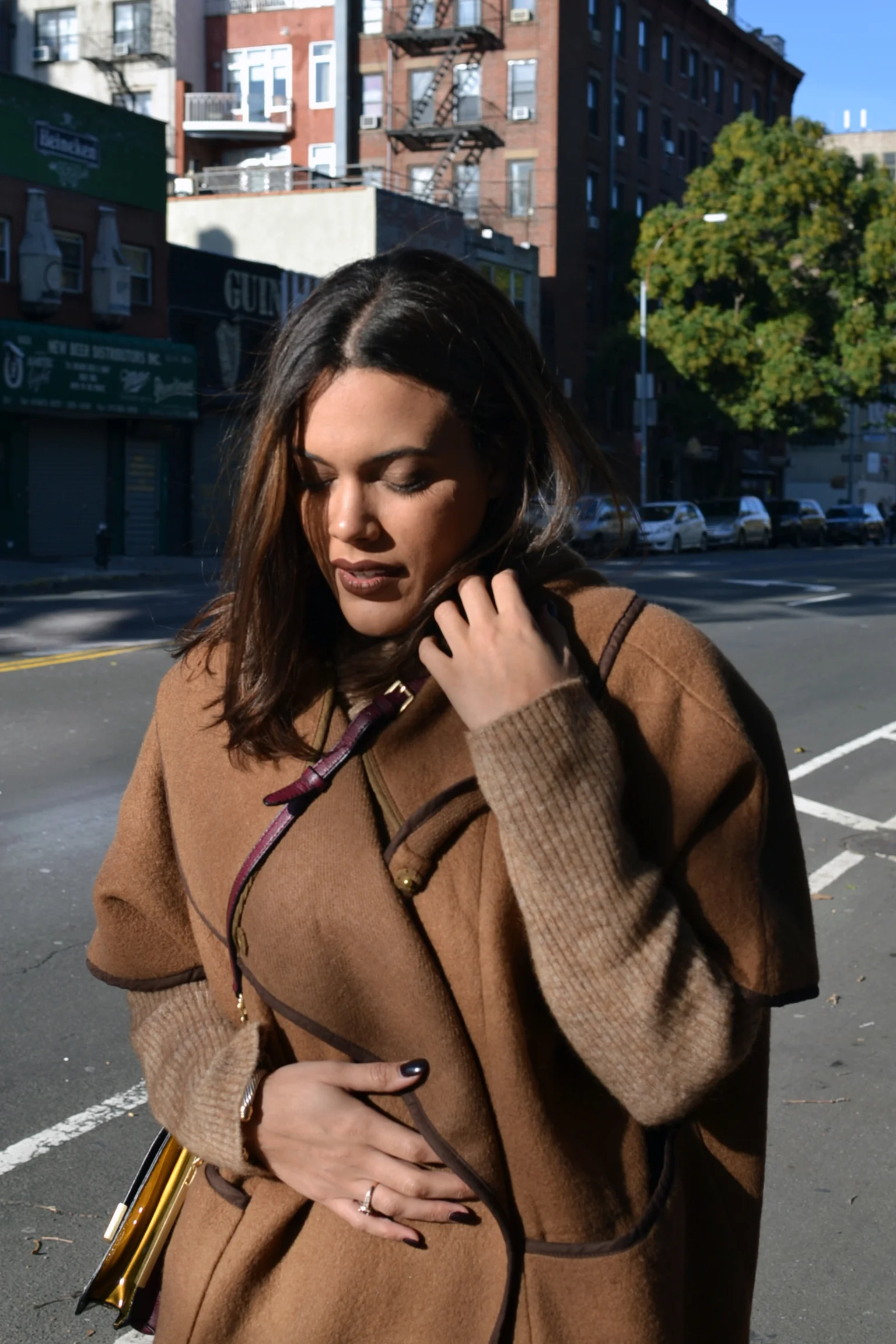 how-to-wear-h&m-wool-cape-sweater-aldo-rise-zeek-bag-dolce-vita-myste-boots.jpg