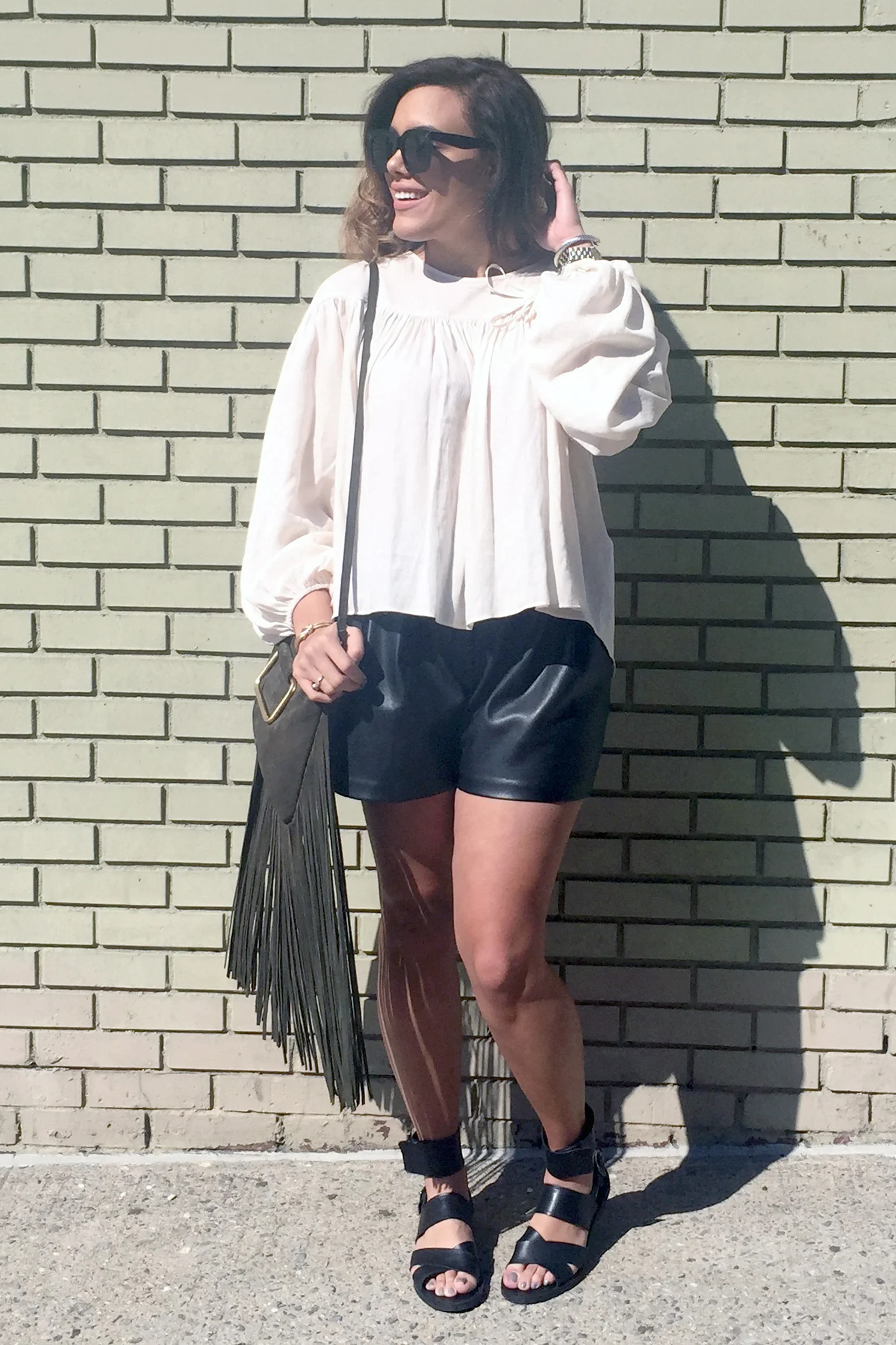 how-to-wear-hm-leather-shorts-zara-black-sandals-zara-fringe-bag-blush-coat.jpg