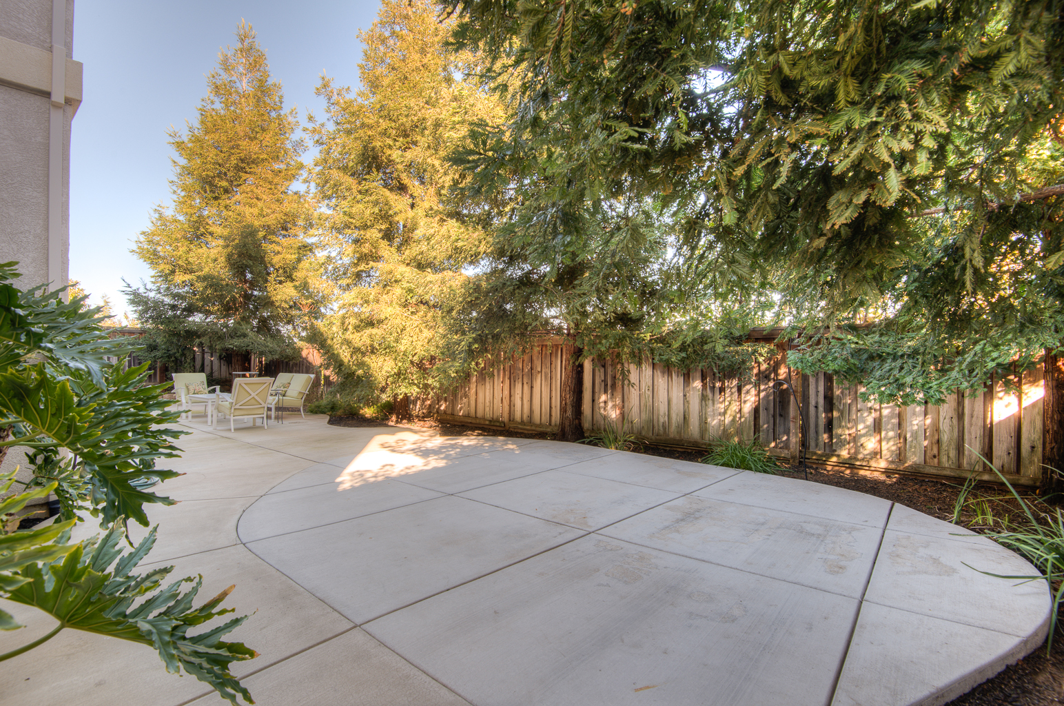 406 Roundhill Drive_26.jpg