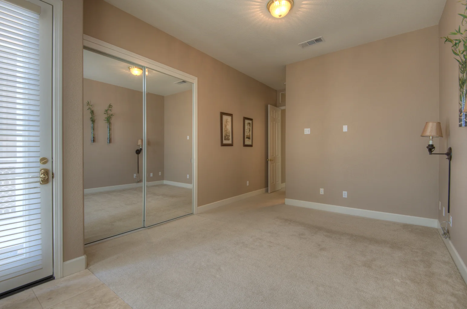 1751 Newport Dr_6.jpg