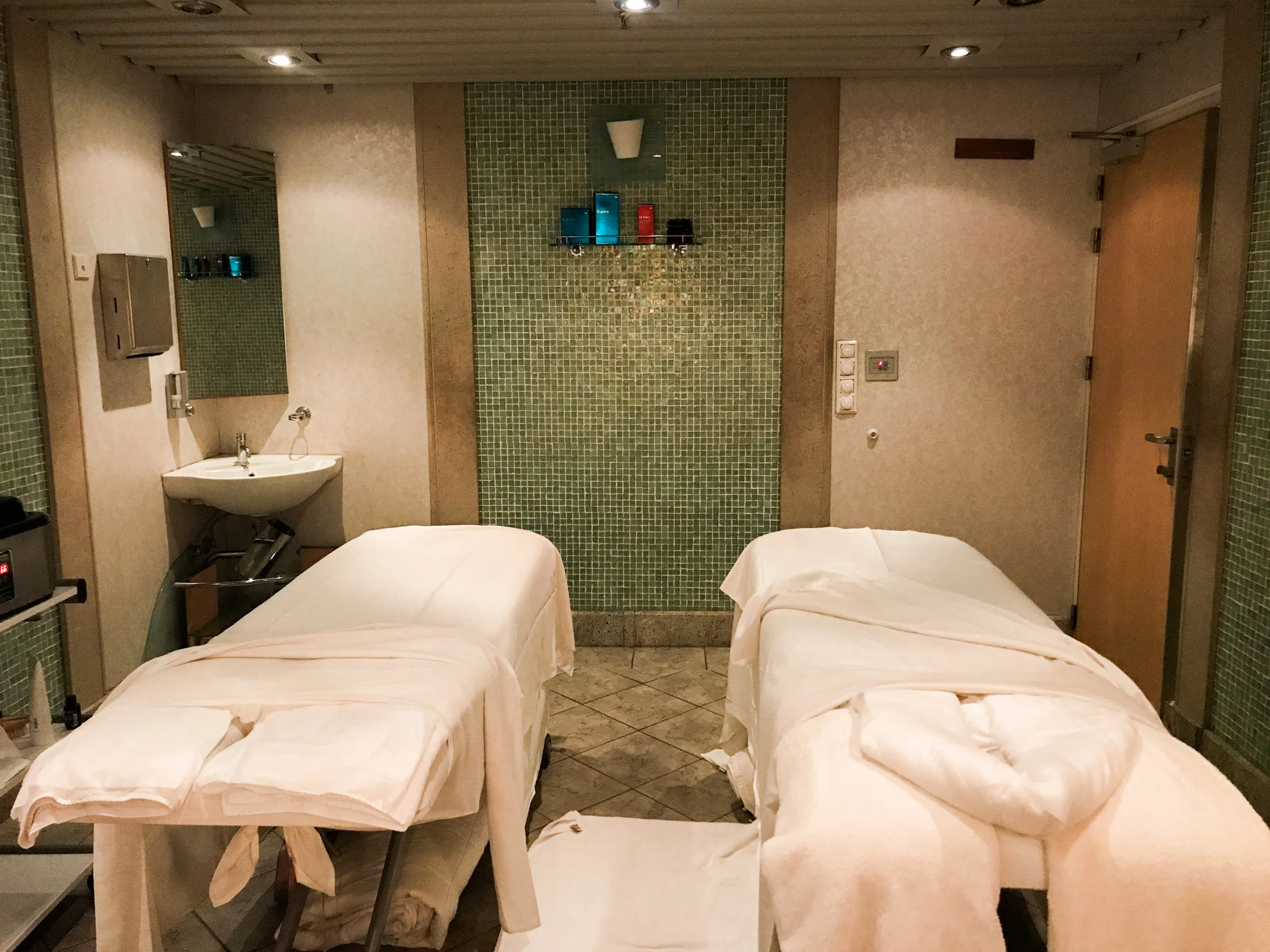 CRUISE BLOG_ (28 of 51).jpg
