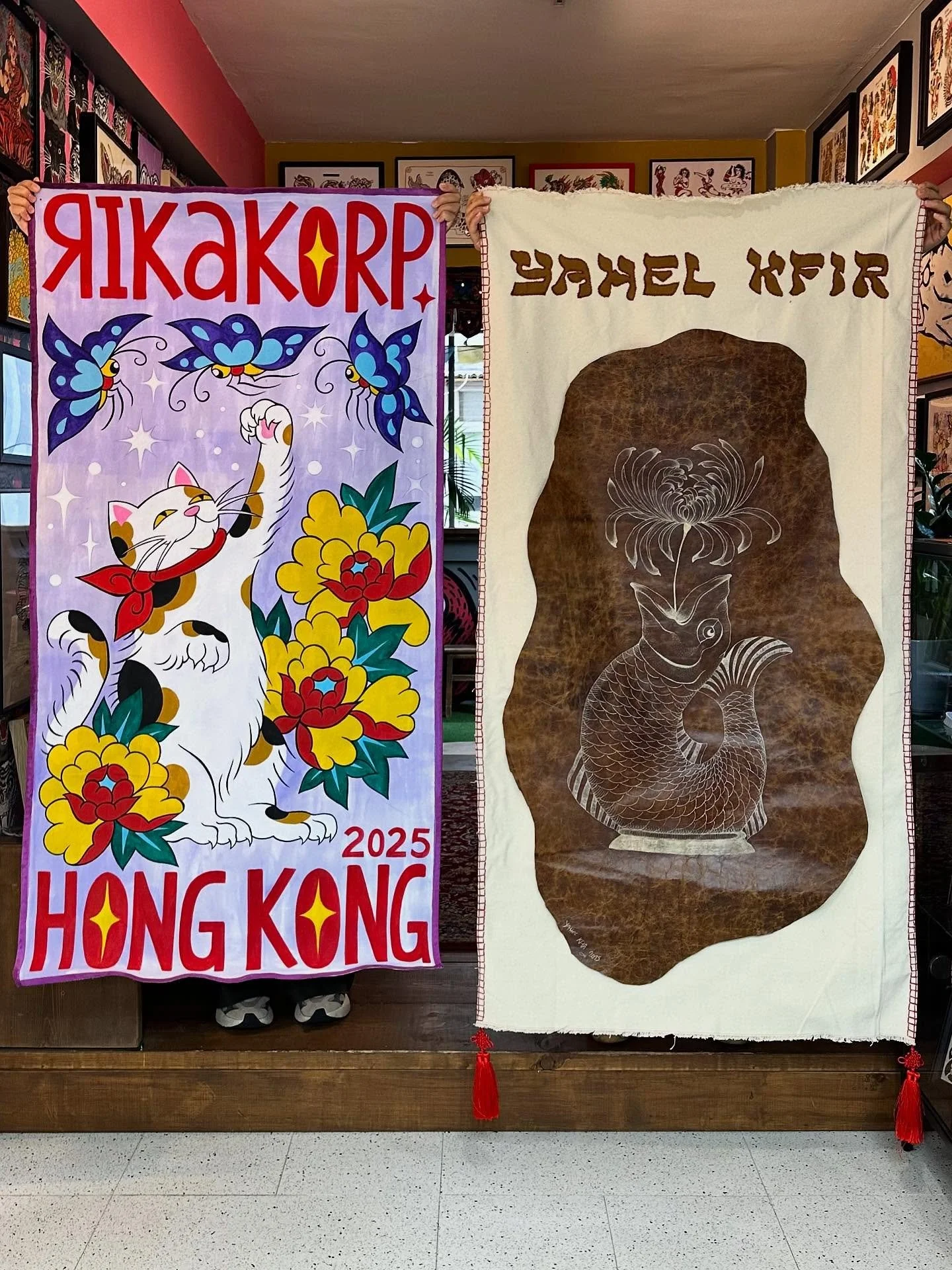 On our way to Chiangmai !! ✈️✈️ Find @rikakorp and @yahelkfirtattoos under these banners in Booth A04 at @chiangmaitattootime this weekend! We&rsquo;re taking walk ups! Feel free also to message to reserve a time if you&rsquo;d like to get tattooed! 