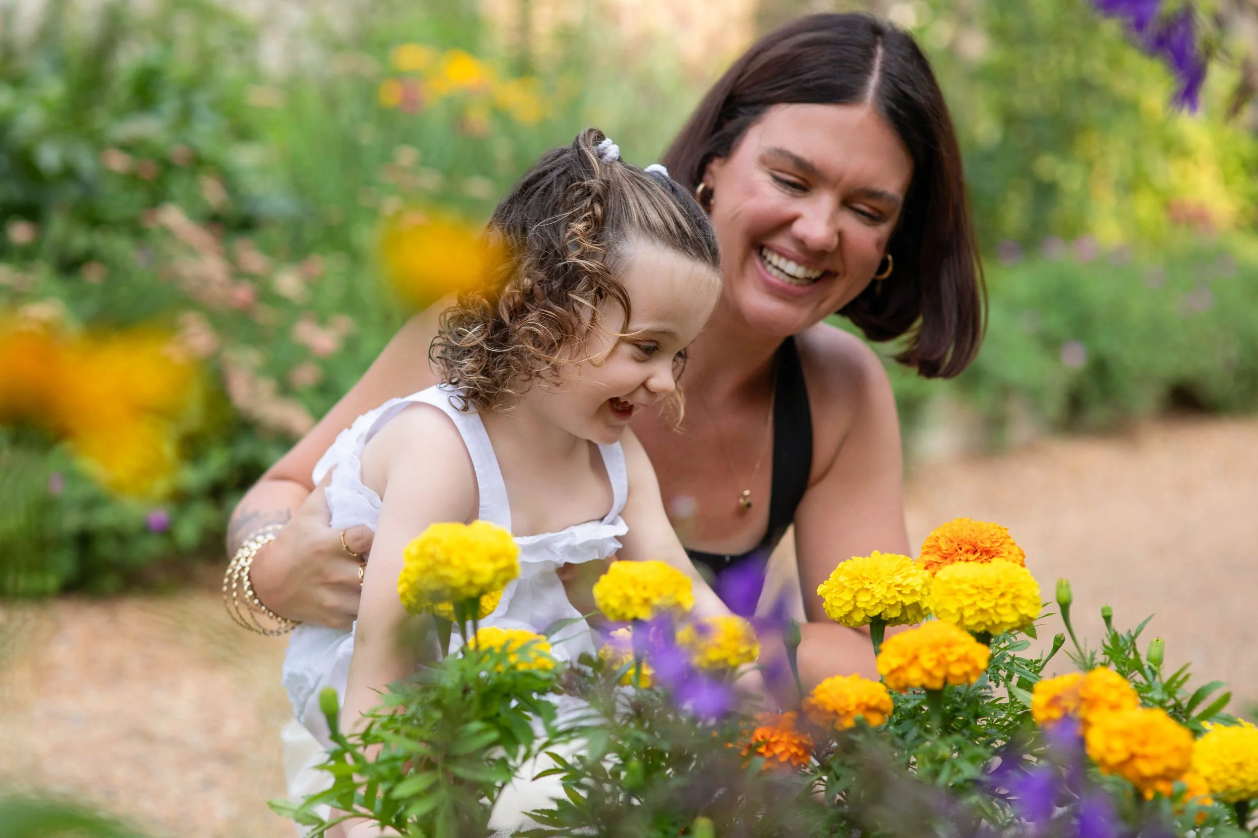 Mommy and Me Portraits at Maymont Park in Richmond Virginia