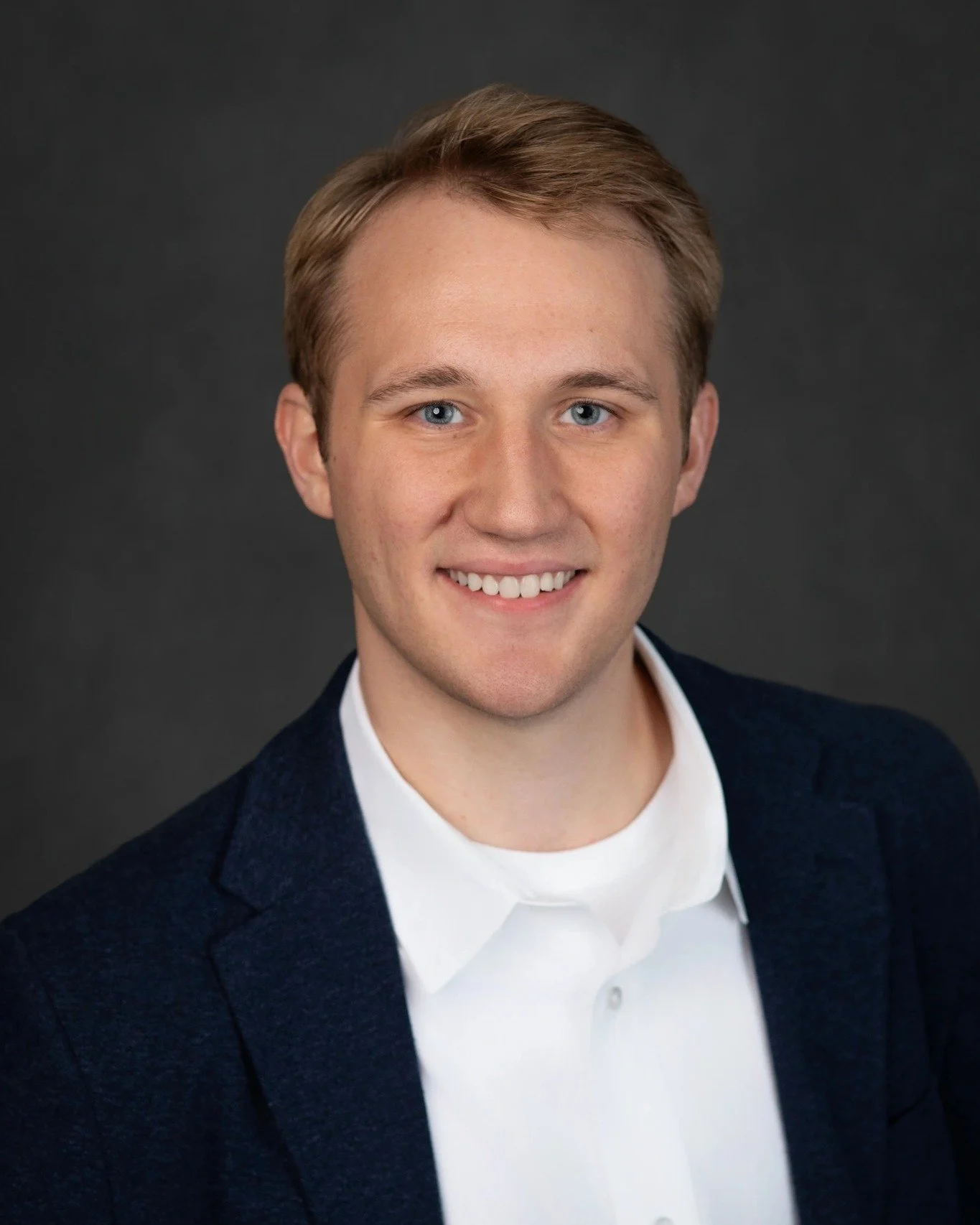 ✨ One of my favorite parts of this work is helping people feel comfortable and confident in front of the camera.

This review absolutely made my day:

&ldquo;I almost never like photos of myself, but Sarah completely blew me away with how amazing she