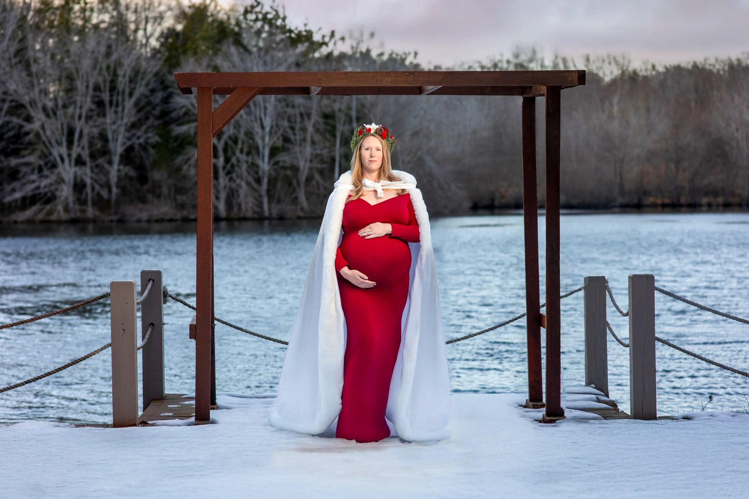 Outdoor Winter Maternity Session | Powhatan, VA
