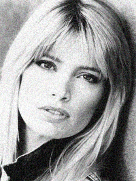 Kelly is such a beautiful person—inside and out. Genlux has featured both Kelly and her daughter, Ruby Stewart. Here's a movie clip that features Kelly in a shoot with Steven Meisel. 