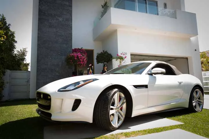 Jaguar was nice enough to lend us this beautiful F-Type convertible—for three hours. Are you kidding? Three hours? Next time I see this car it better be parked in my driveway for a week. 