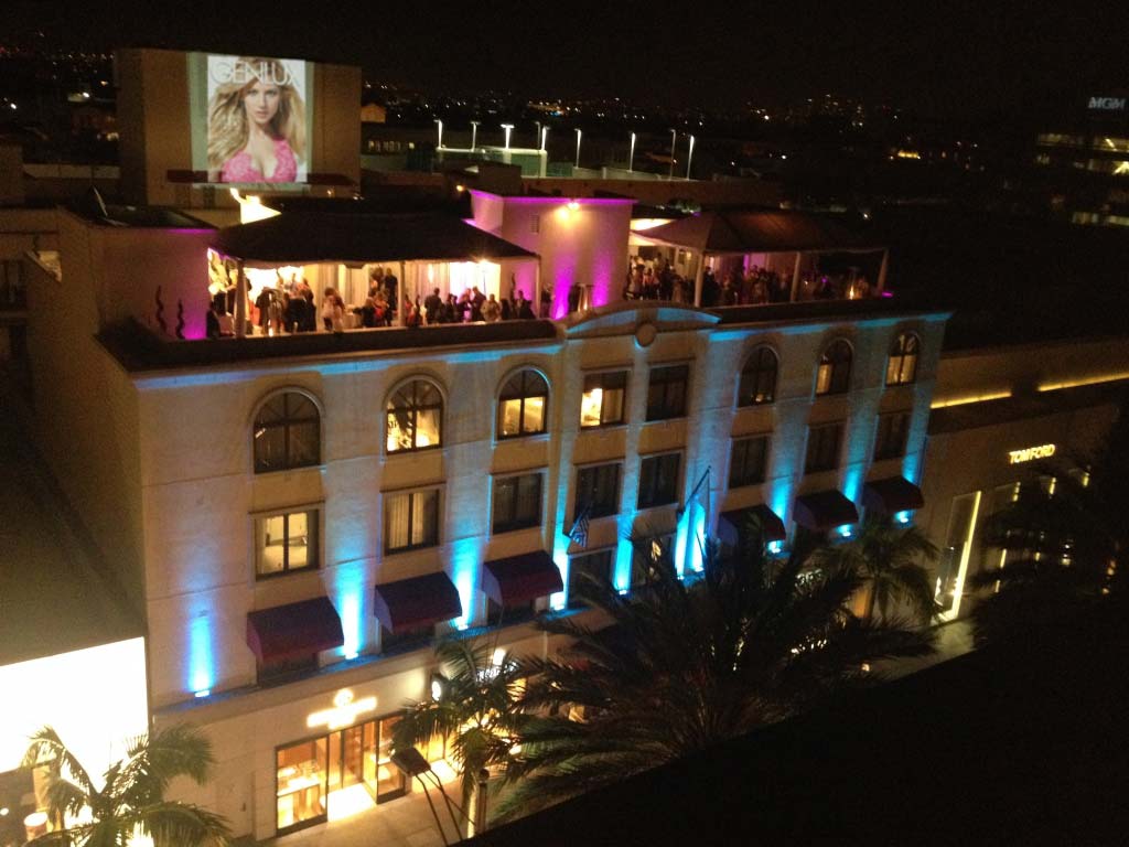 The Genlux issue release party on the rooftop of the Luxe Hotel on Rodeo Drive. 322 guests (yes, we count 'em) packed under two tents and the event space. That's a giant 40 foot projection on another building of our cover. 