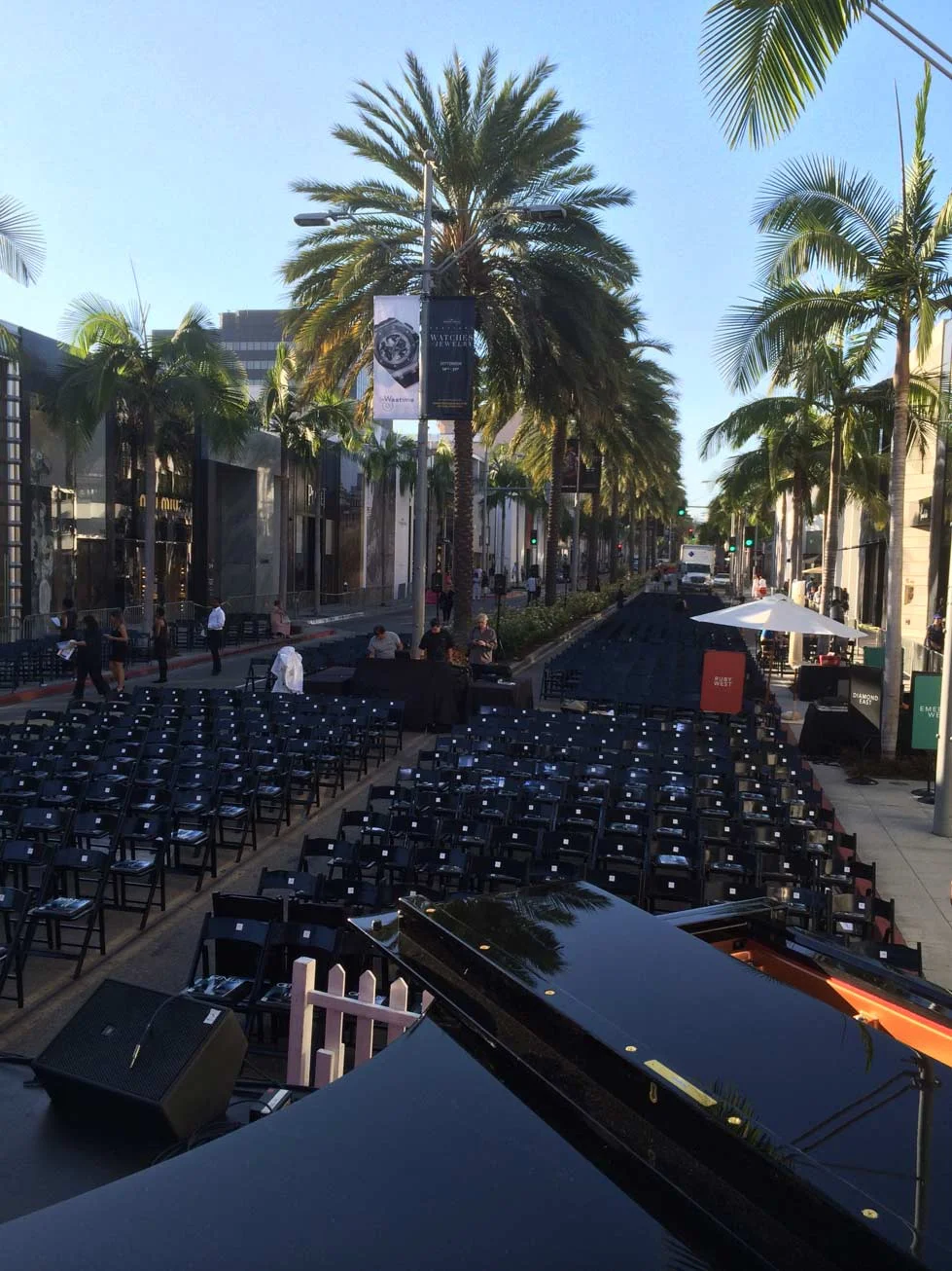 GENLUX_CHRIS_BOTTI_RODEO_DRIVE_SETUP.jpg