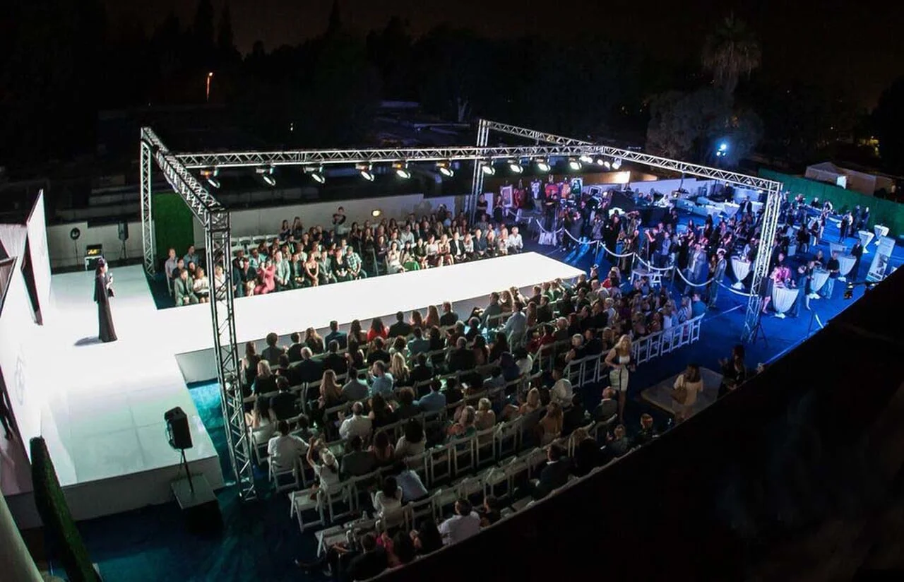 Genlux Magazine 2015 Event Hosted by Carmen Electra to benefit En Plein Air