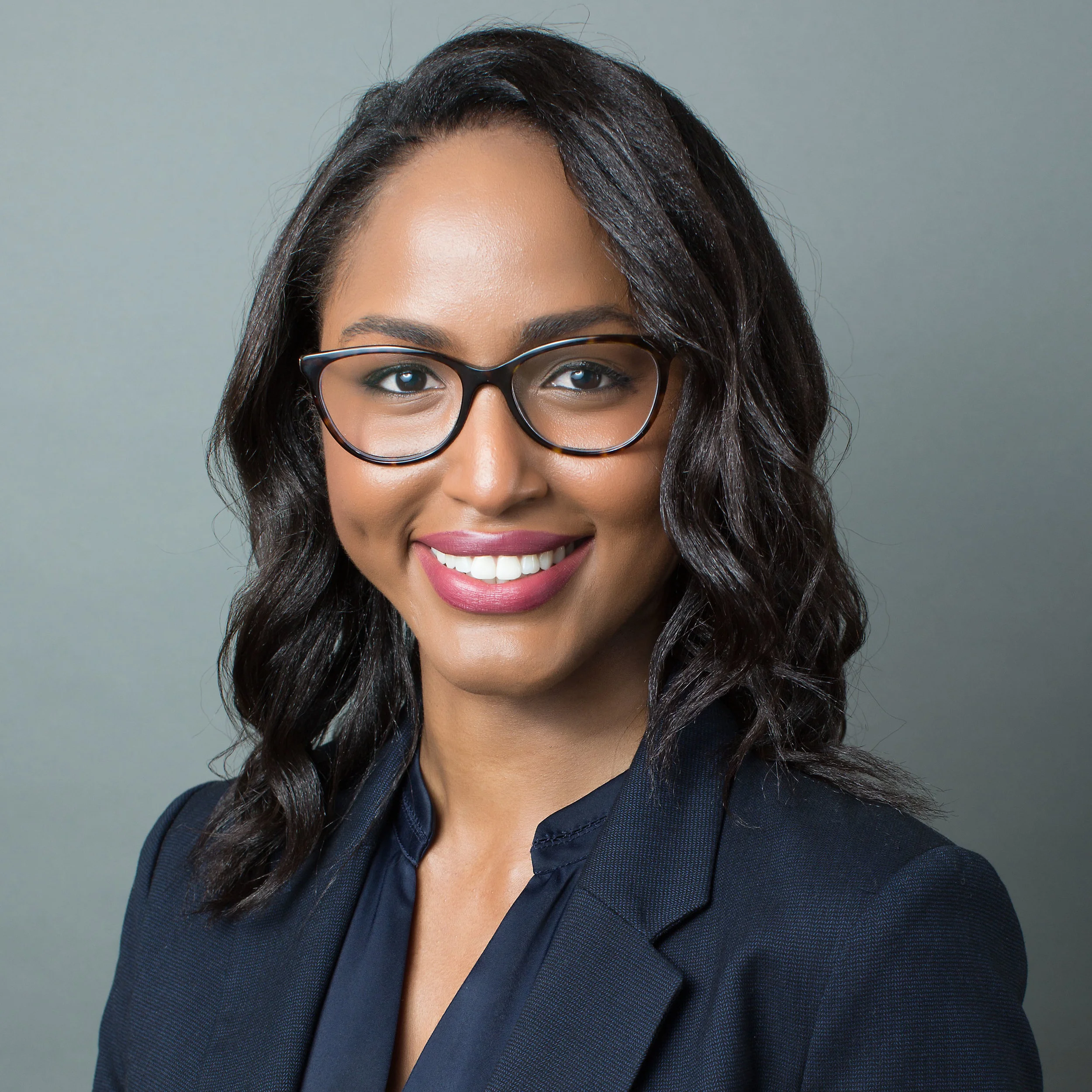 Medical Residency headshot J Ramos A21A8024-3200px.jpg