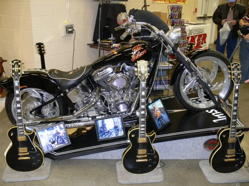 gibsonbike.jpg
