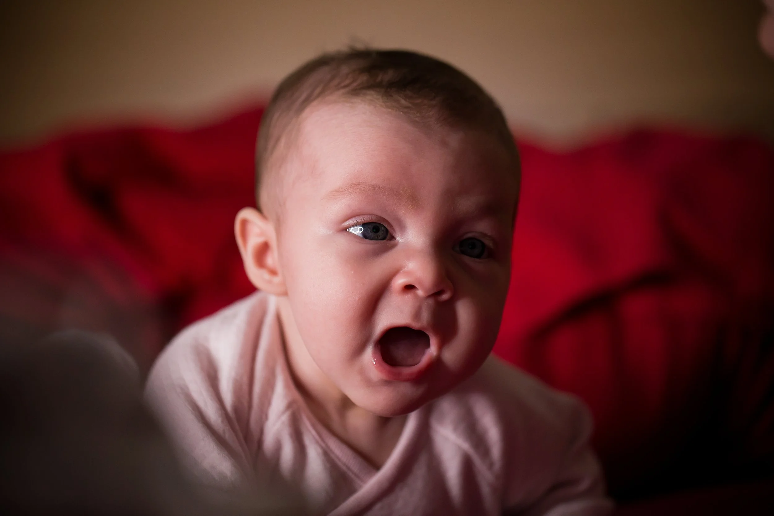  candid baby photography  