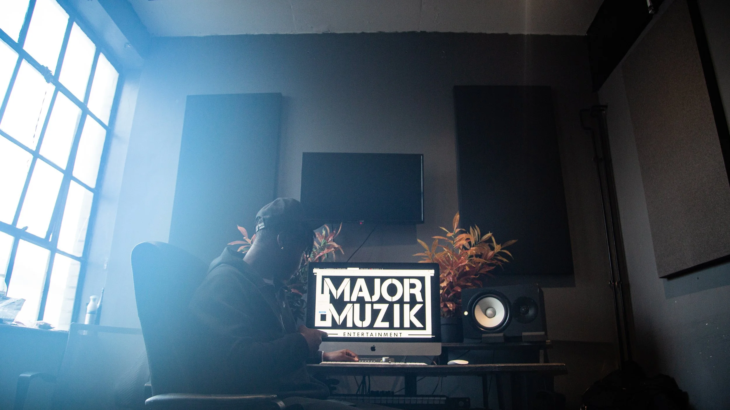  candid music artists photography and videography 