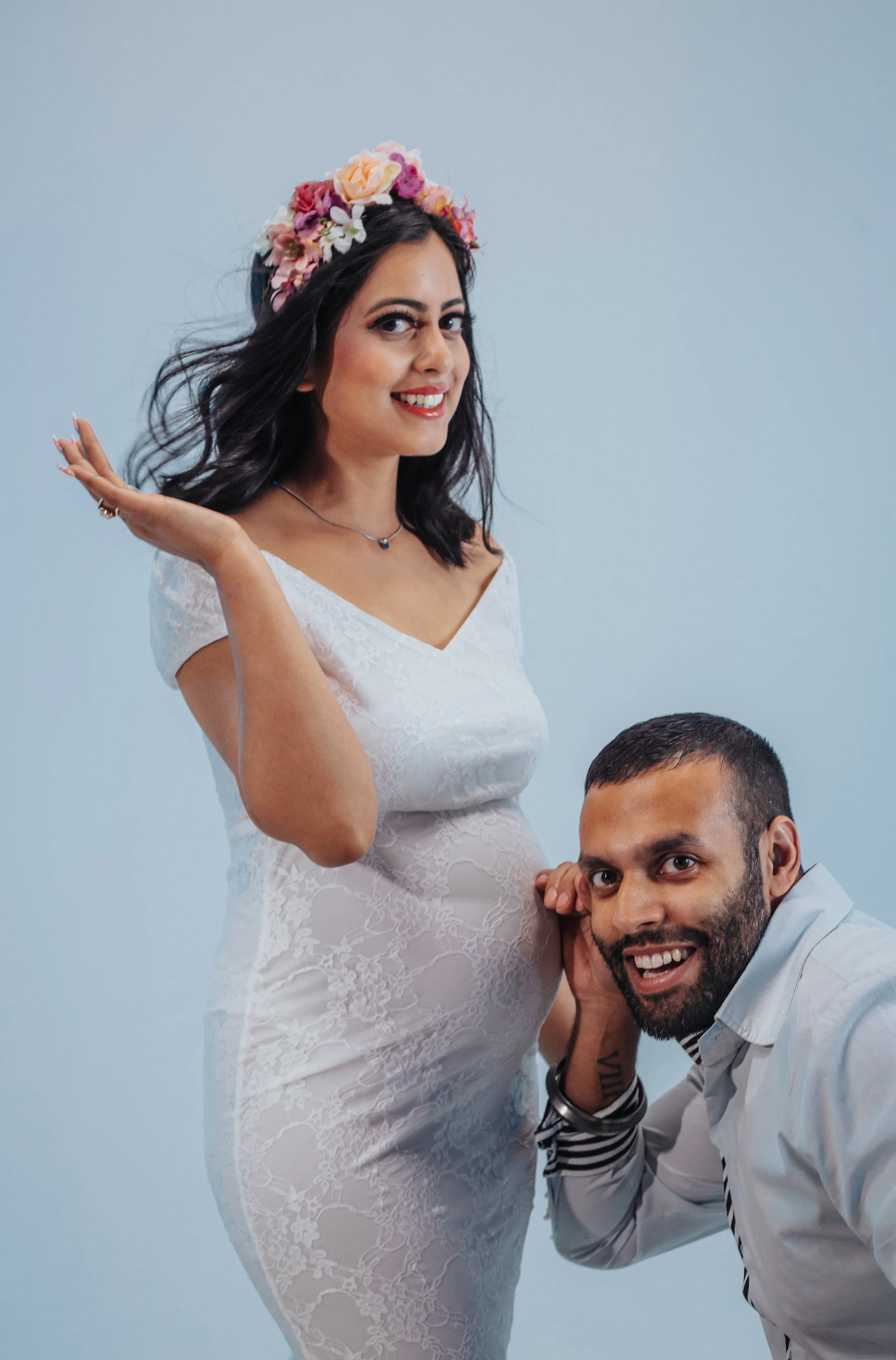  candid maternity photography 