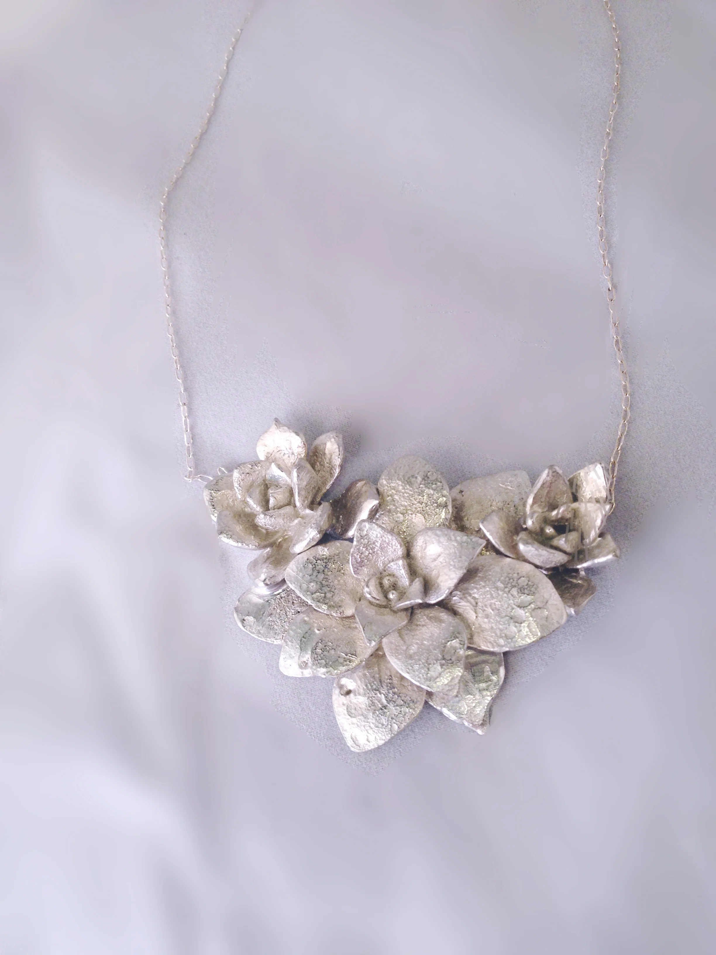 tyramin succulent necklace