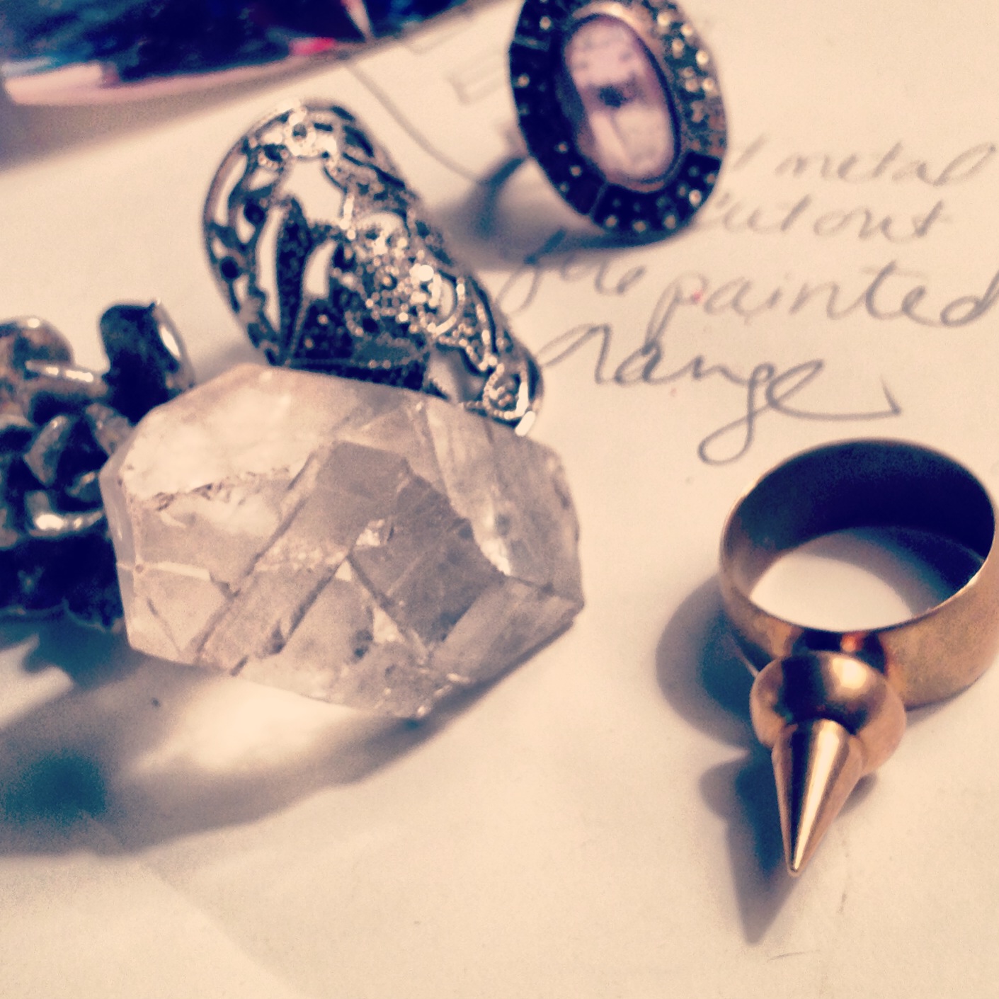 tyramin spike ring crystals.JPG