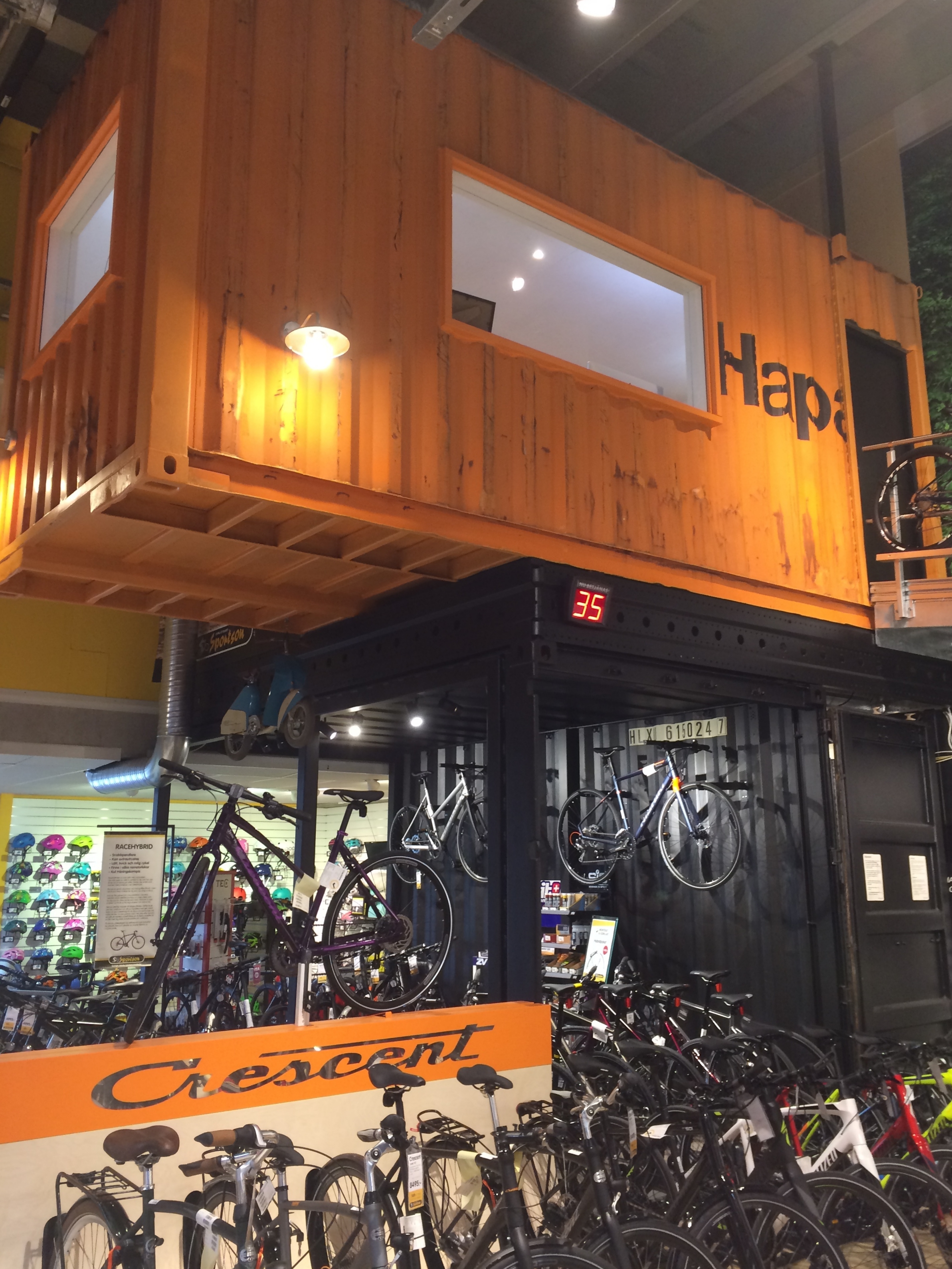 Sporstson container.JPG