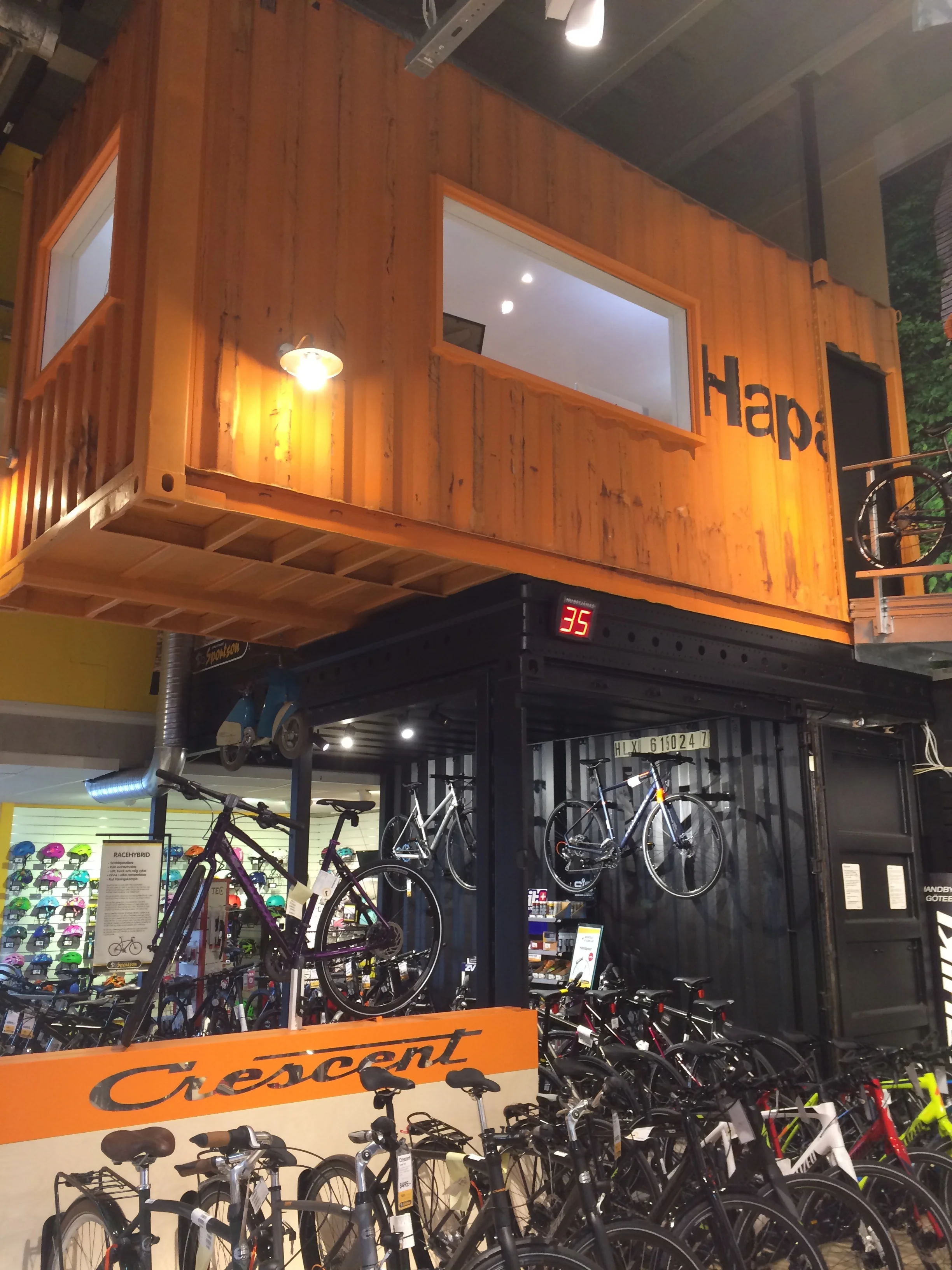 Sporstson container.JPG