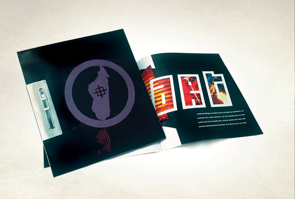 Projects_PrintCollateral_05.gif