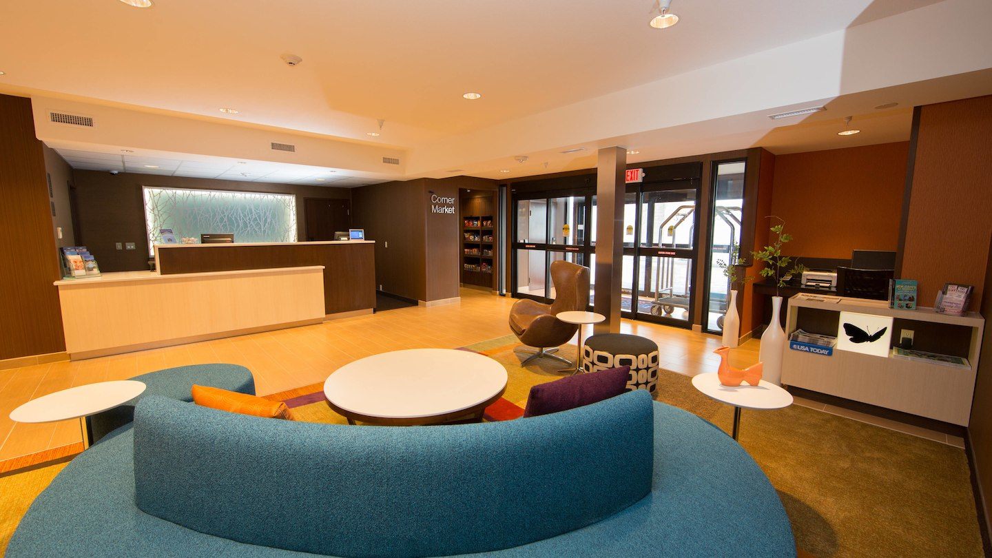 brlfi-lobby-0014-hor-wide.jpg