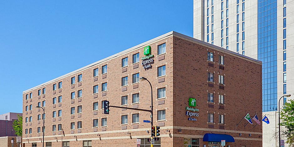 holiday-inn-express-and-suites-minneapolis-4117441375-2x1.jpg