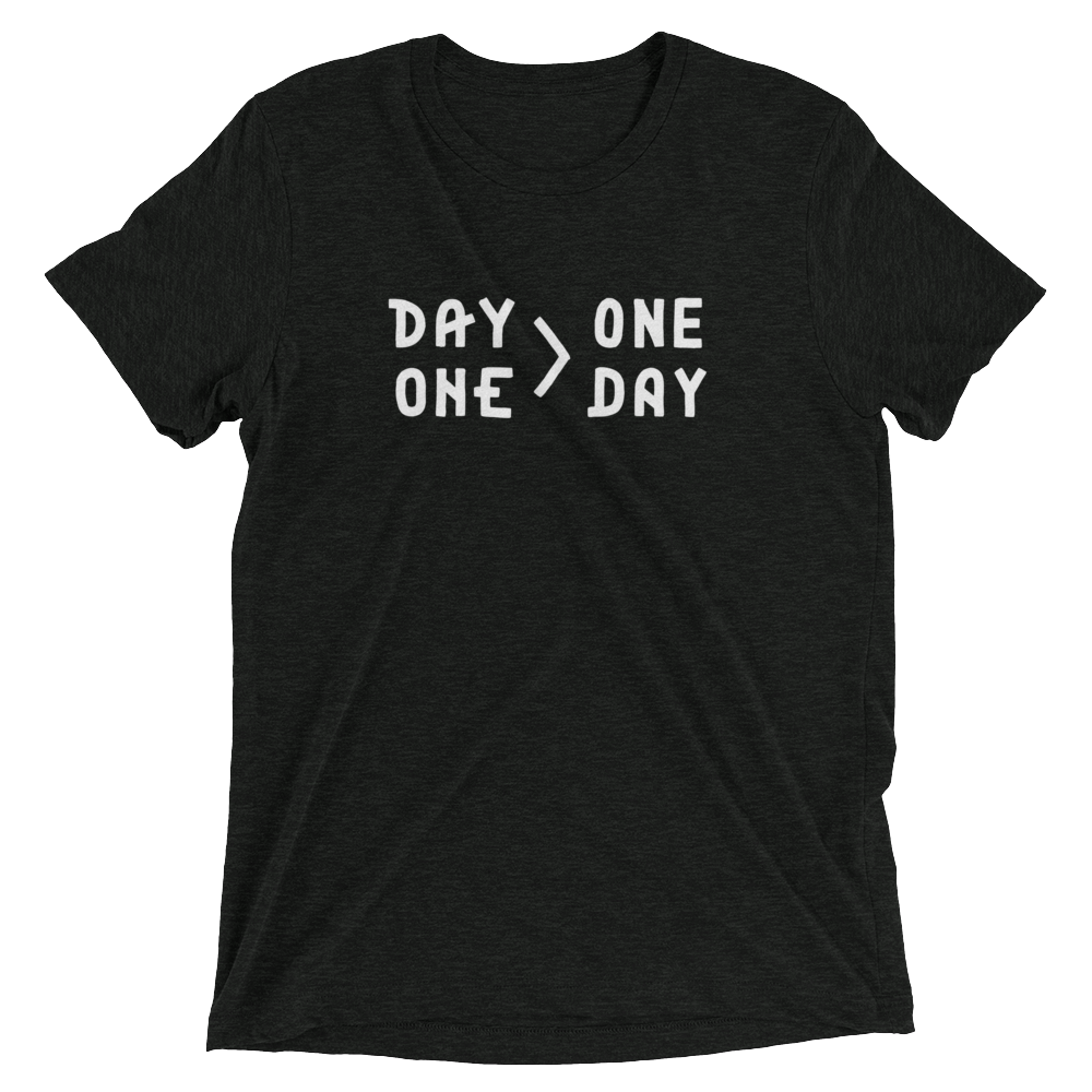 DAYONE-nobrackets-08_mockup_Front_Flat_Charcoal-Black-Triblend.png