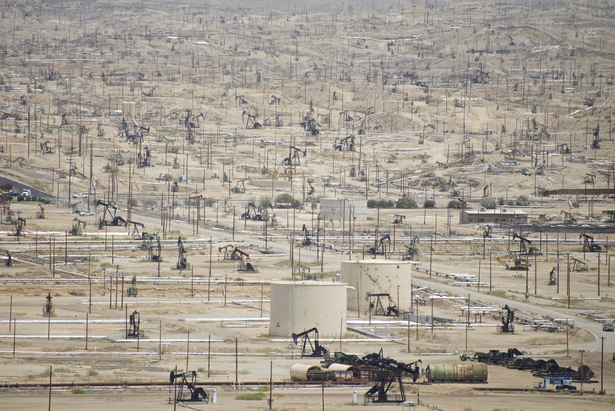 Kern River Oilfield, California