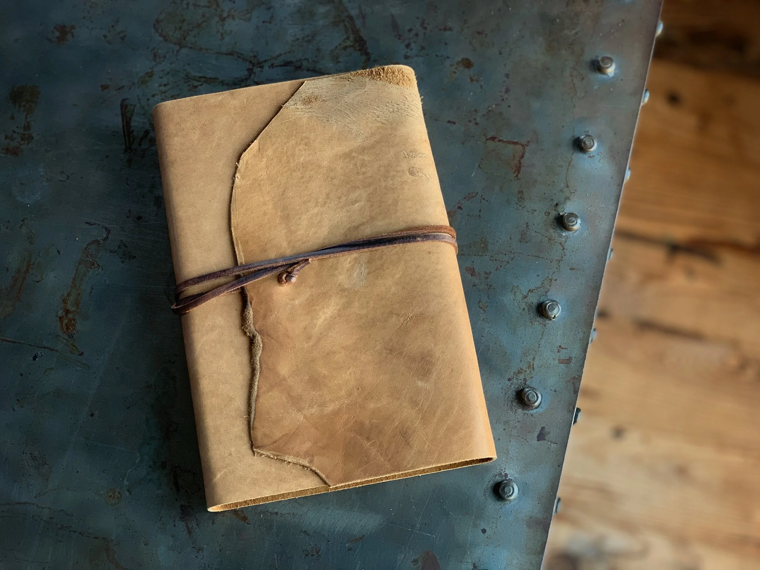 D6831B70-3DC3-4704-8C42-7D54DA9EA6FA