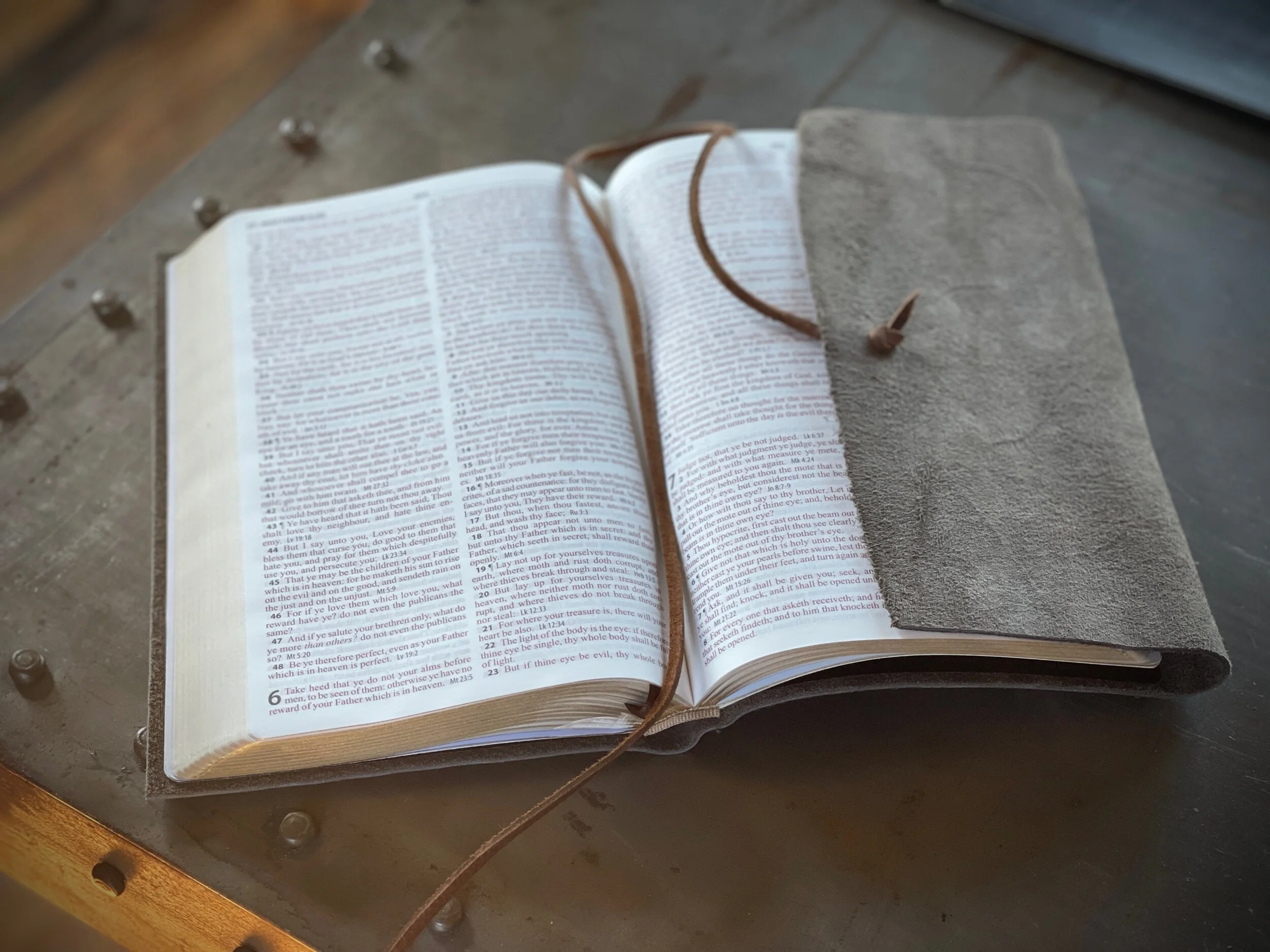 79C84FC0-A36B-4D84-910C-2B65A1E2A429