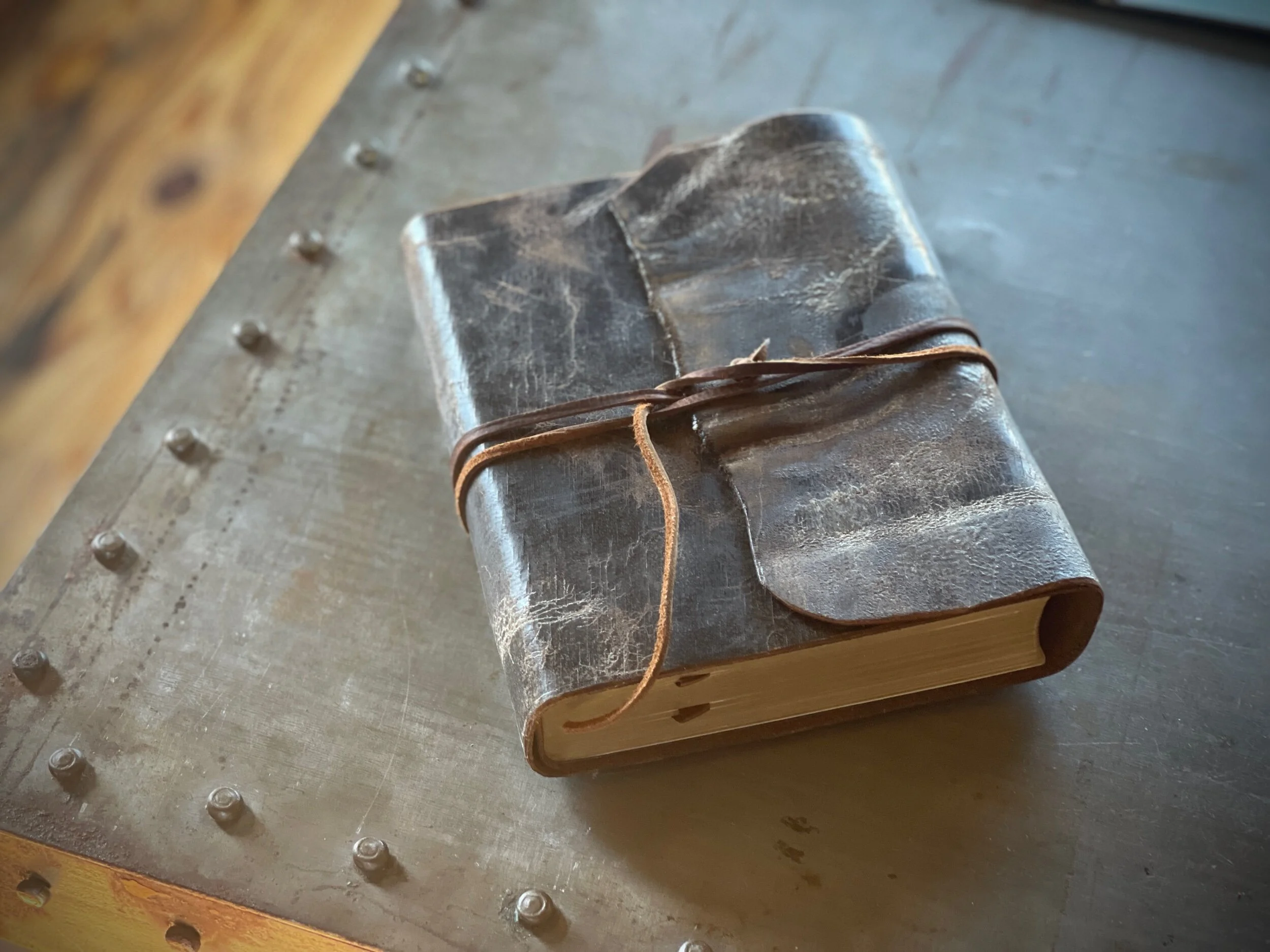 EA70DBEA-BE0F-4131-BC00-576893B64E9D