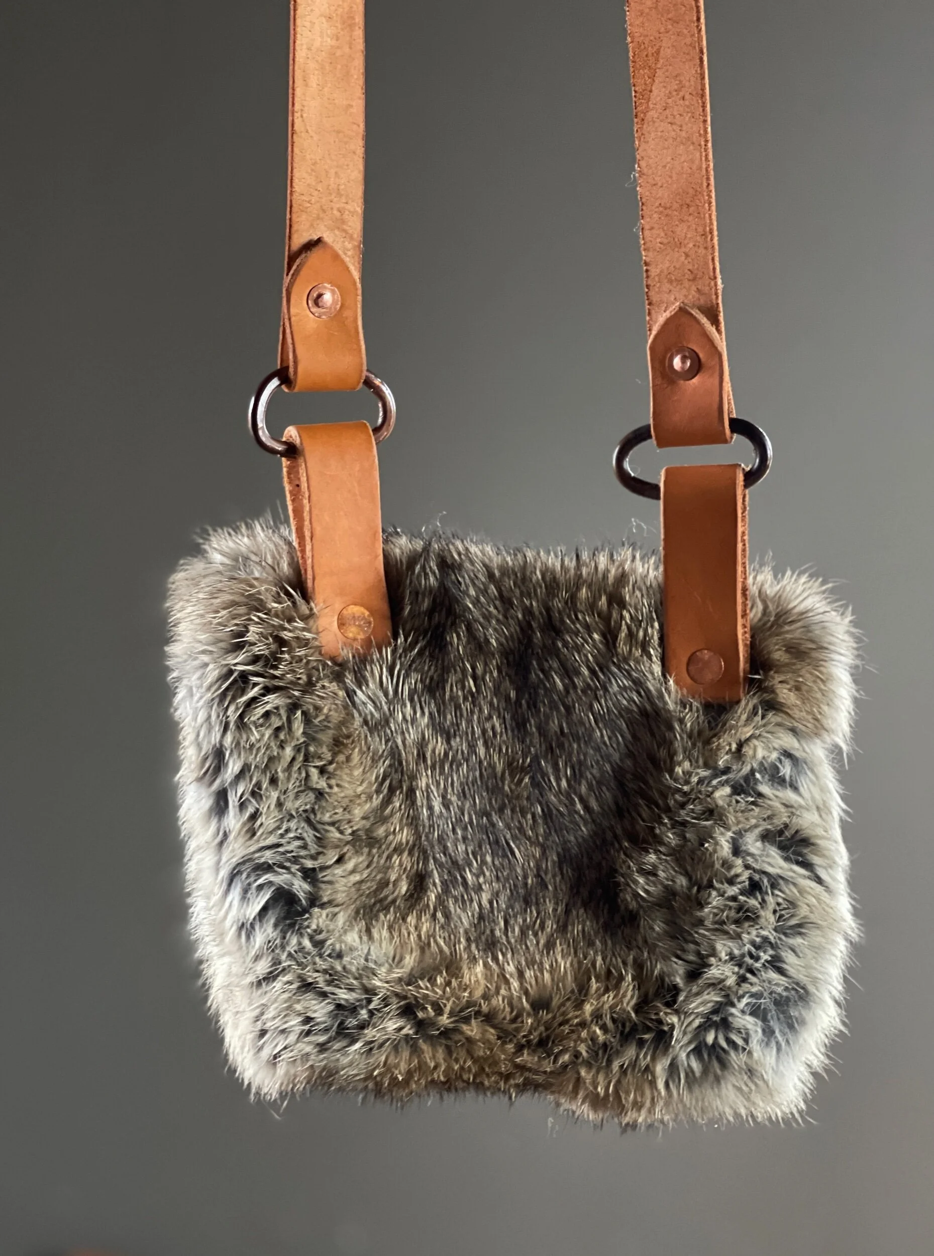 58616C35-0BEB-4B4F-BC7B-4D224577914B