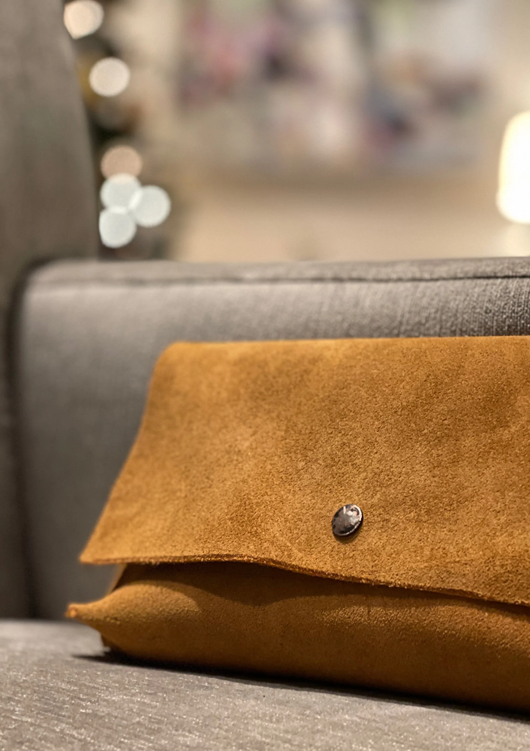 B6DA77CA-8283-4A96-B105-97ED94BA5D58