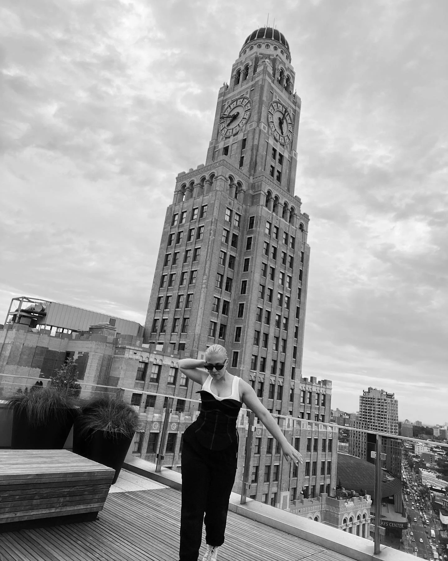 Brooklyn rooftop in my new beloved piece by @laformela X @eliskachomistek 💃🏼