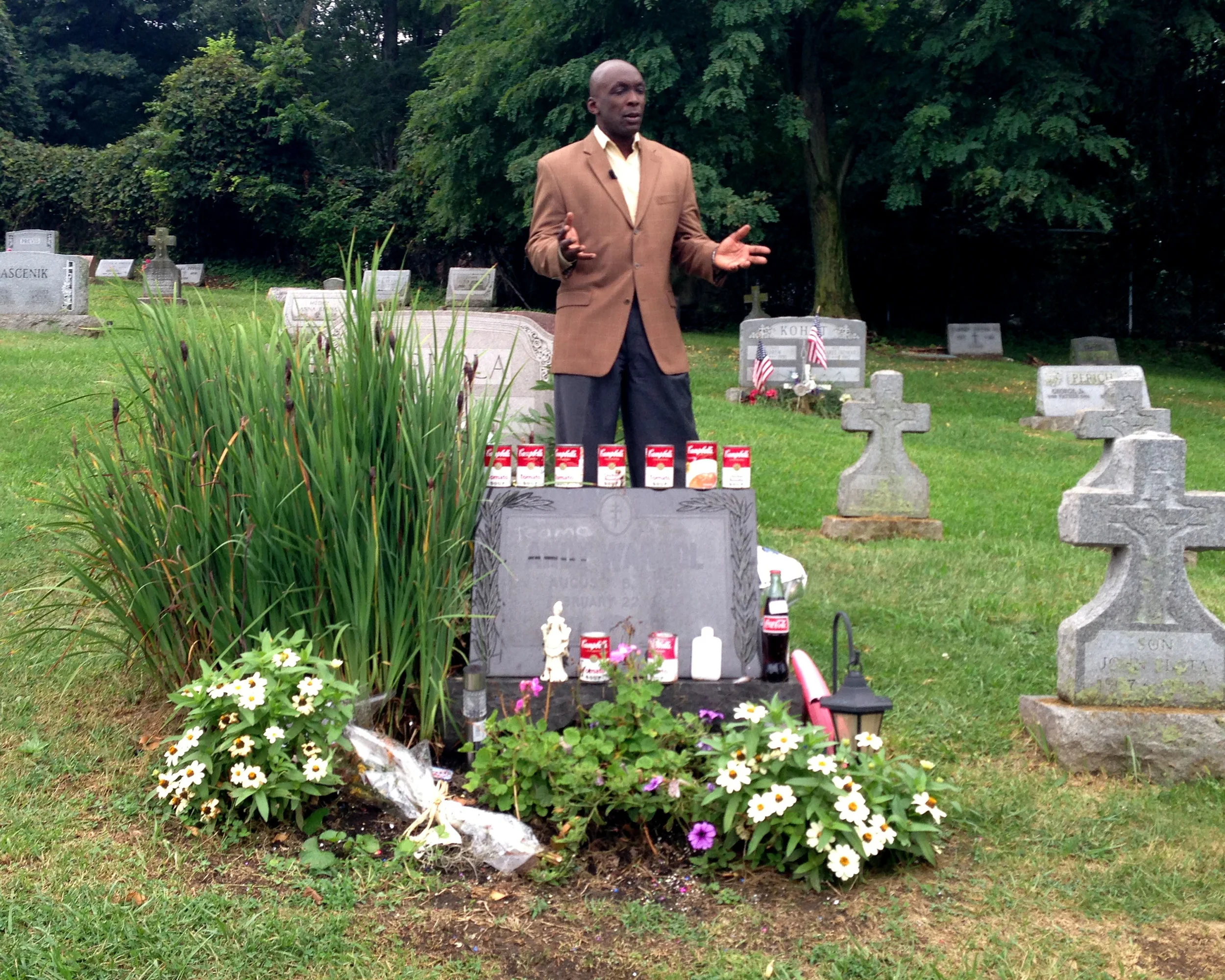Sheldon Ingram, WTAE Channel 4 news, recording his story about Figments , 08.28.13. Watch the story here .