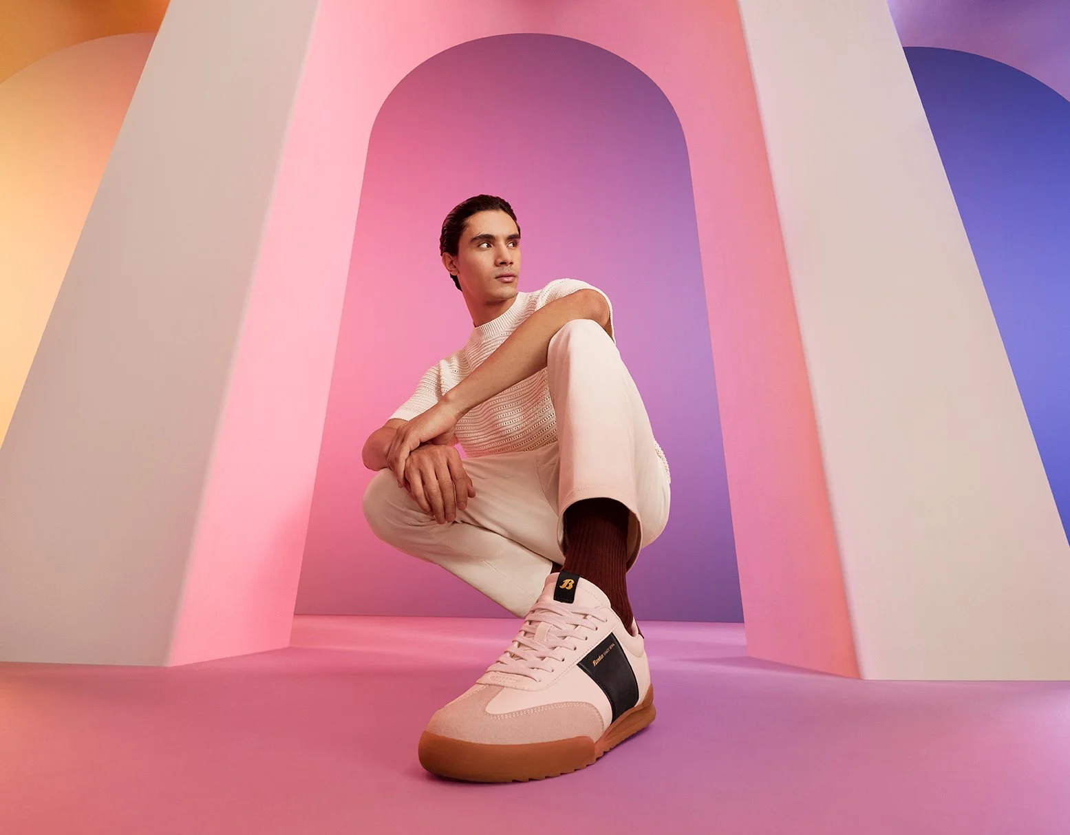 BATA2025_H1_LIFESTYLE 4_MAN_0132 FONDO+CHICO_V4 copia 2.jpg