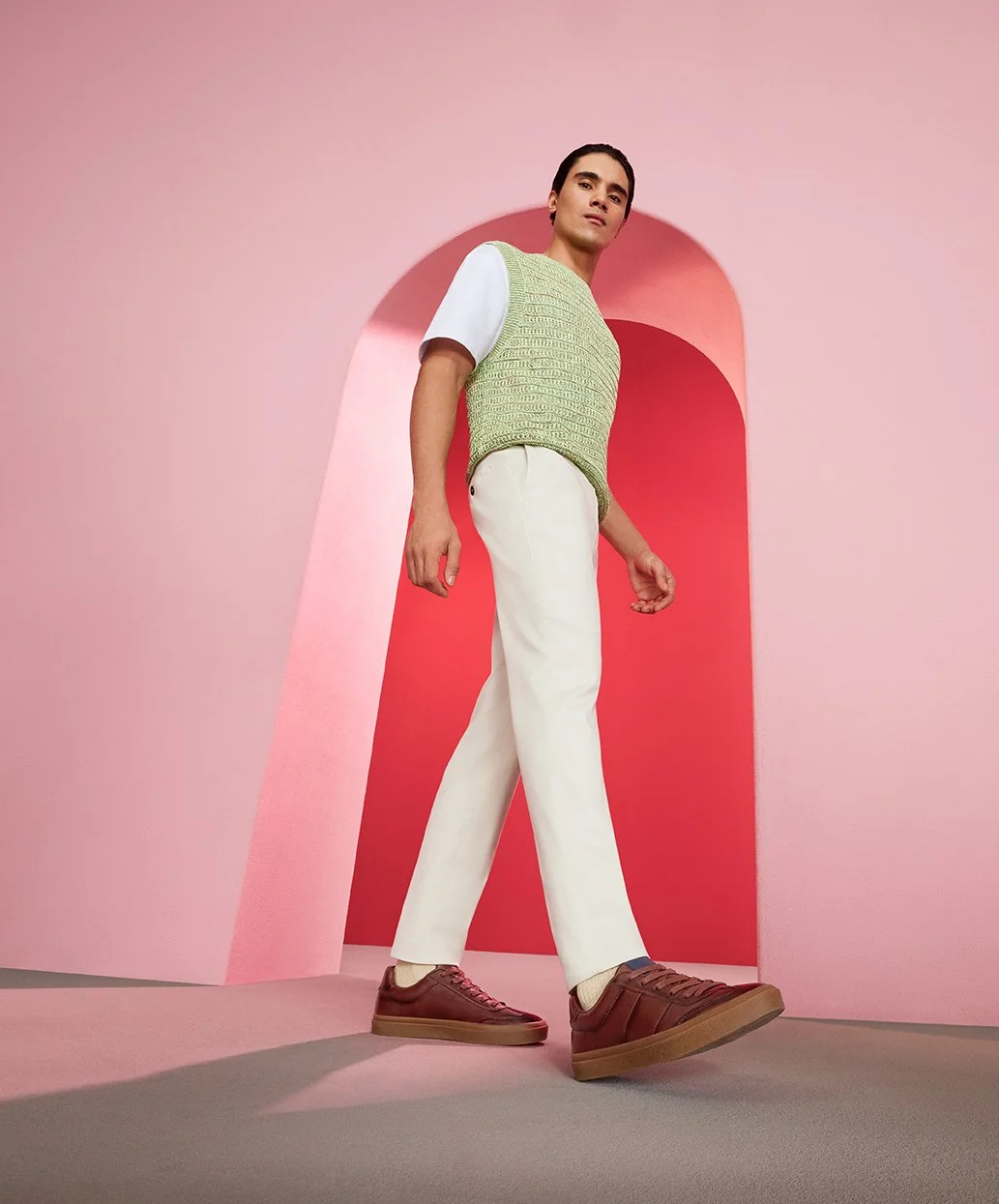 BATA2025_H1_DAY2_LIFESTYLE 7_MAN_0006 ret FONDO+CHICO_V2 copia 2.jpg