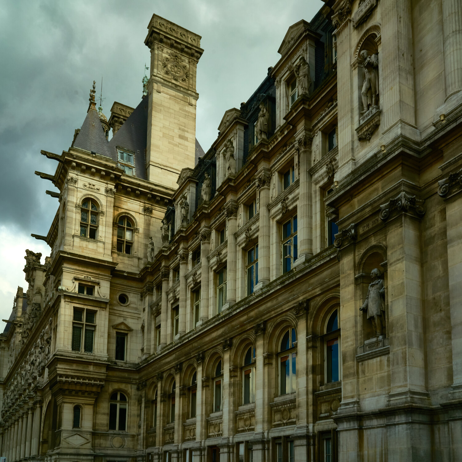 Paris Post Office.jpg
