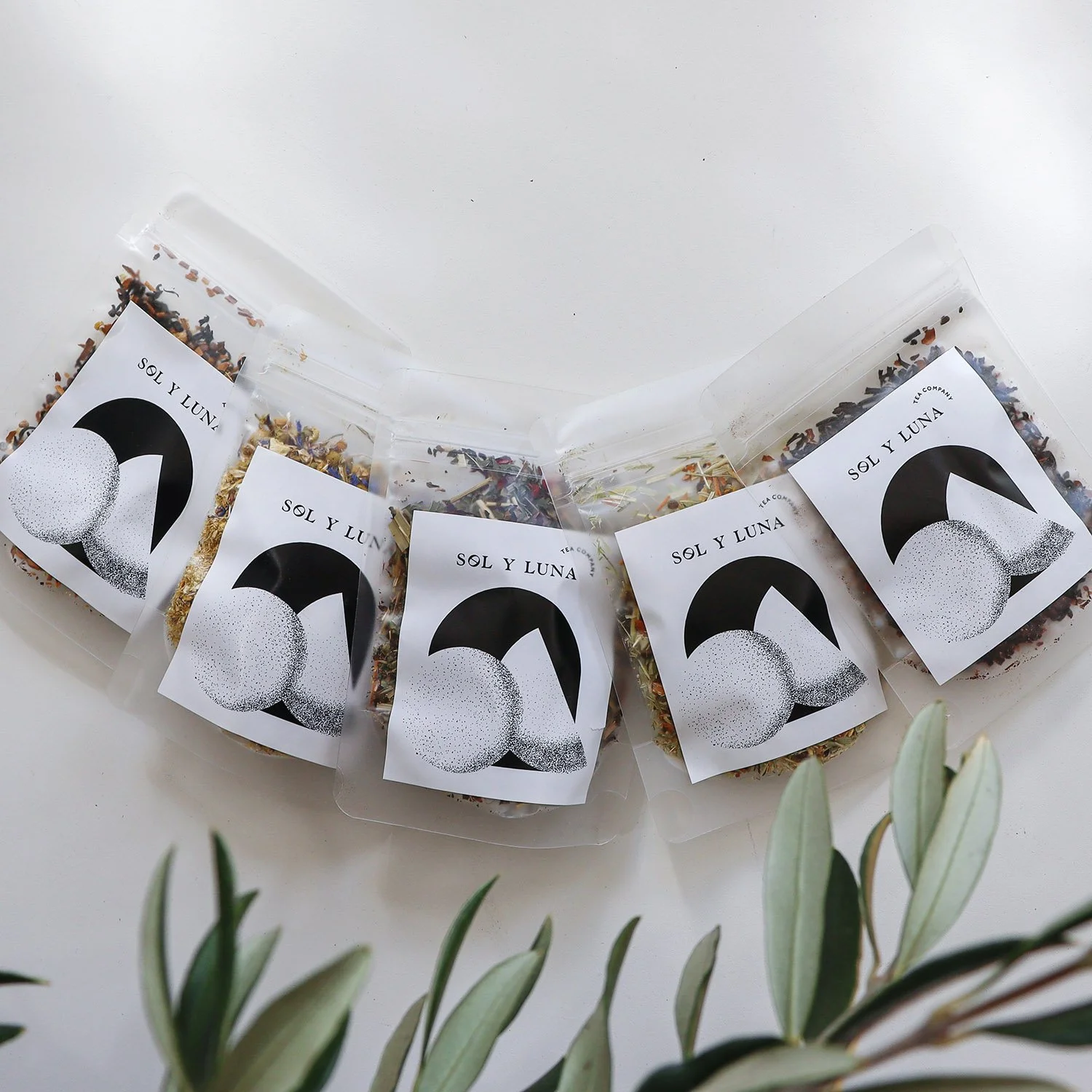 Sol y Luna Tea Sampler