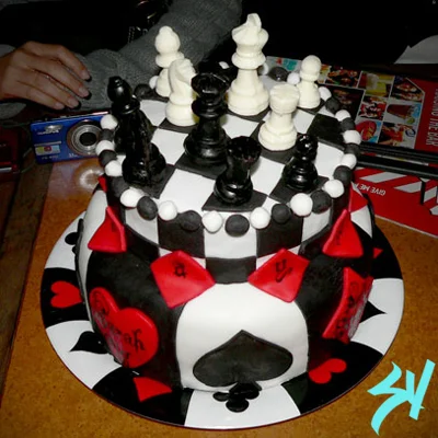 Chess-&-Suits-cake.jpg