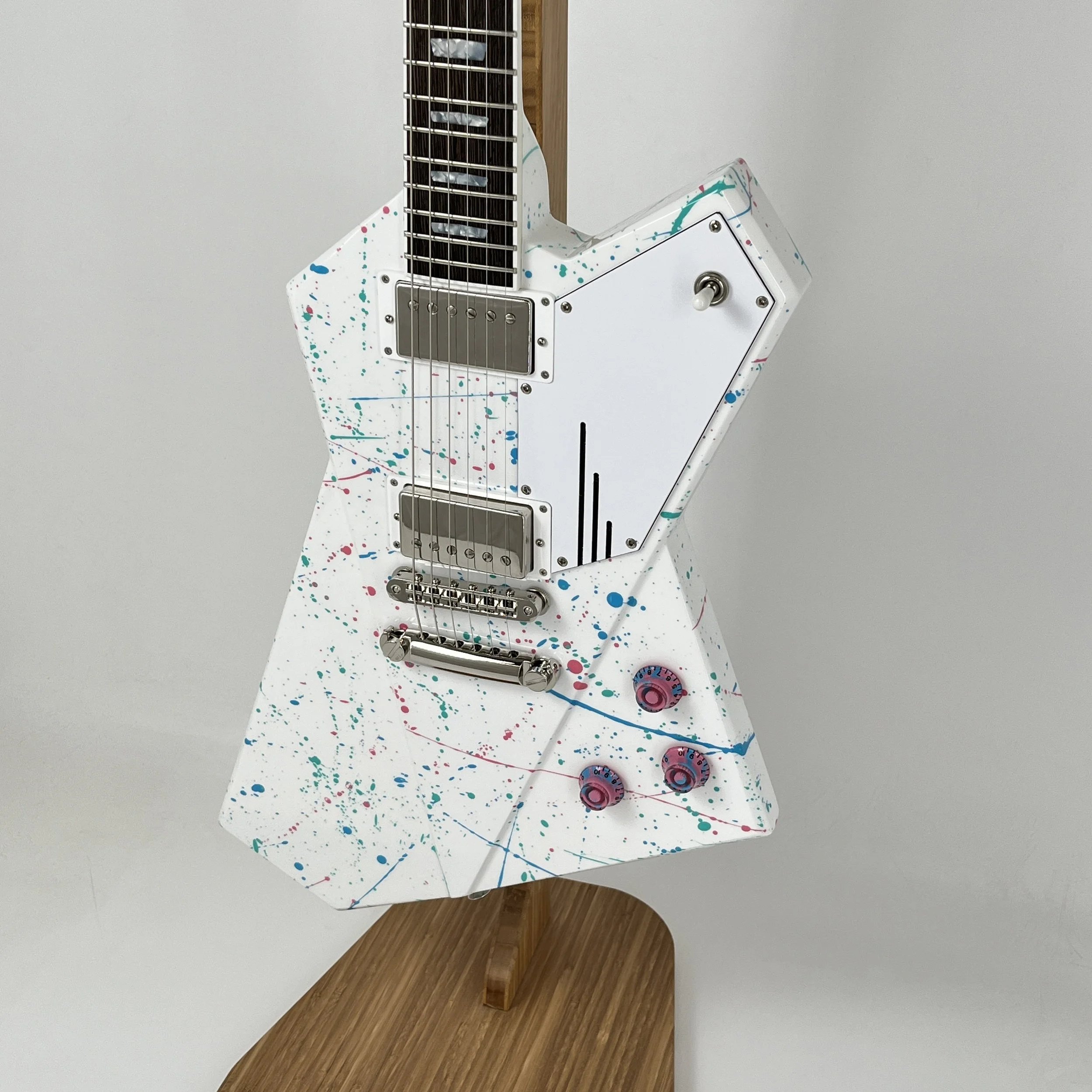 Gripen #058 White Jawbreaker Splatter
